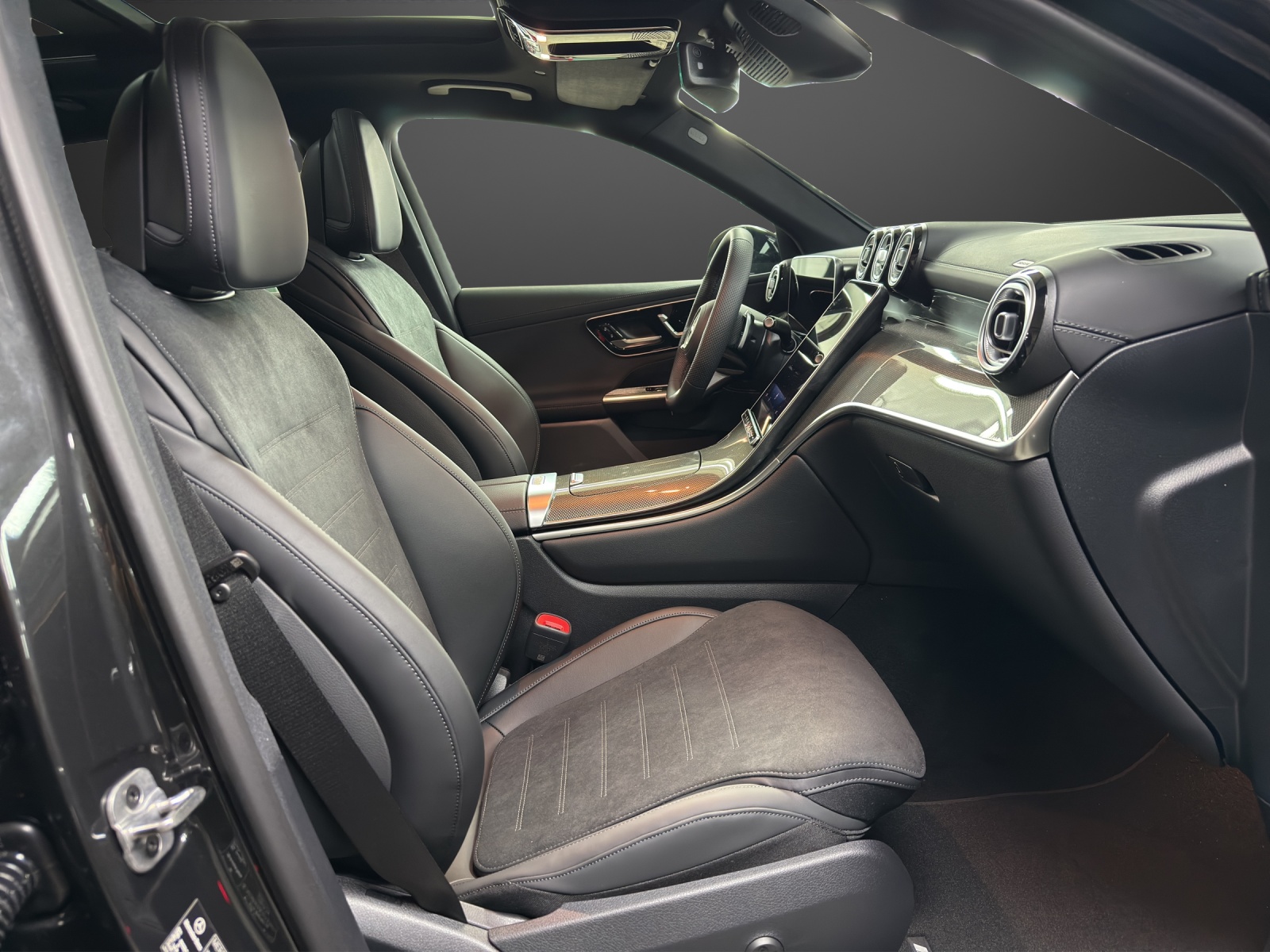 MERCEDES-BENZ GLC 300 de 4Matic EQ Star-image-11