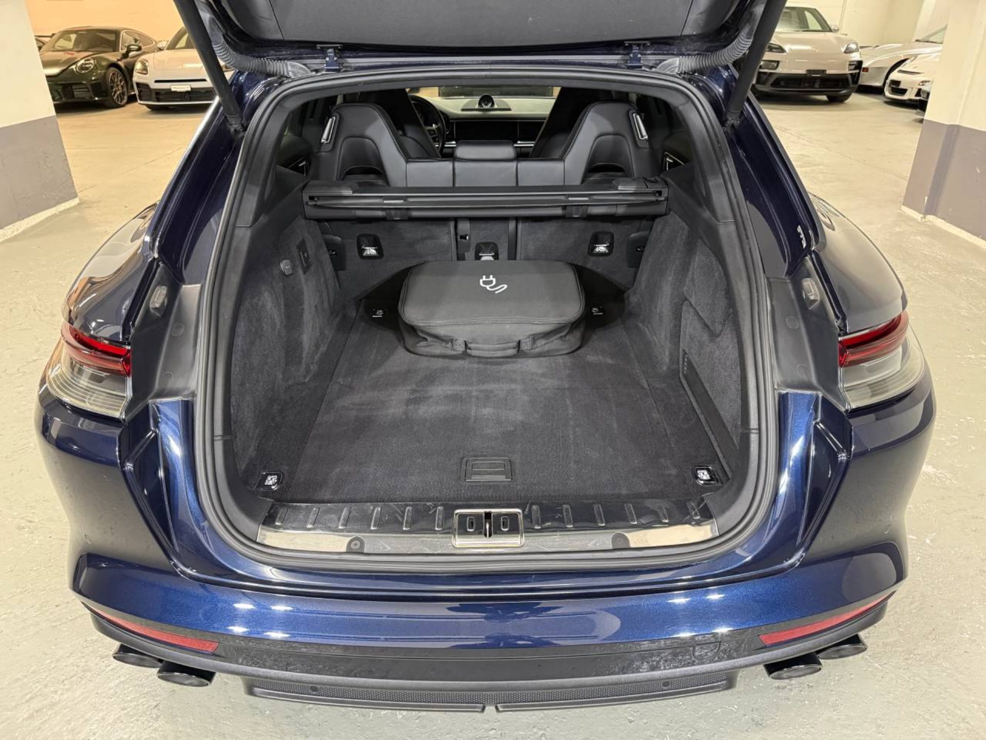 PORSCHE Panamera 4S E-Hybrid Sport Turismo (MY21)-image-21