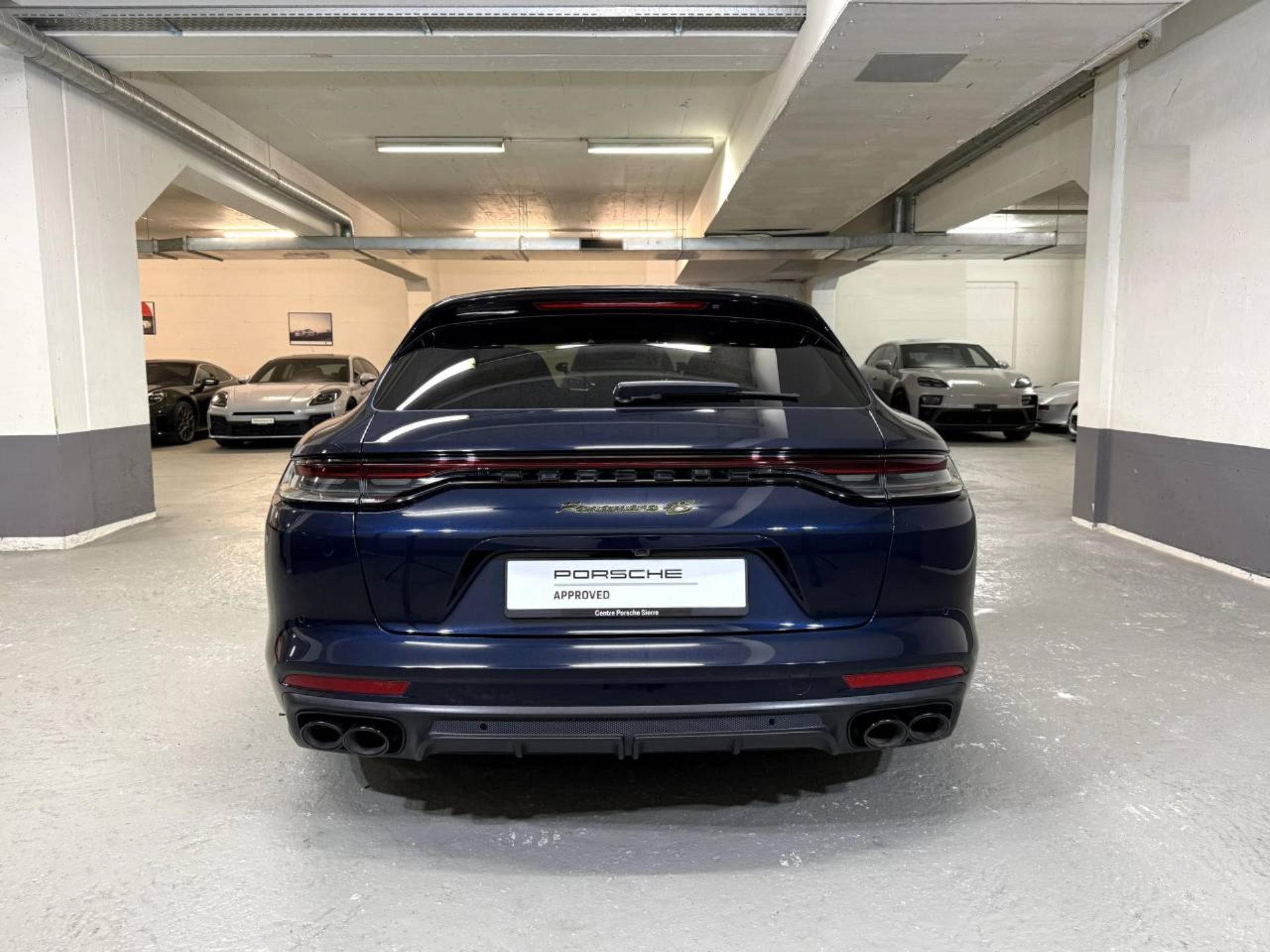 PORSCHE Panamera 4S E-Hybrid Sport Turismo (MY21)-image-5