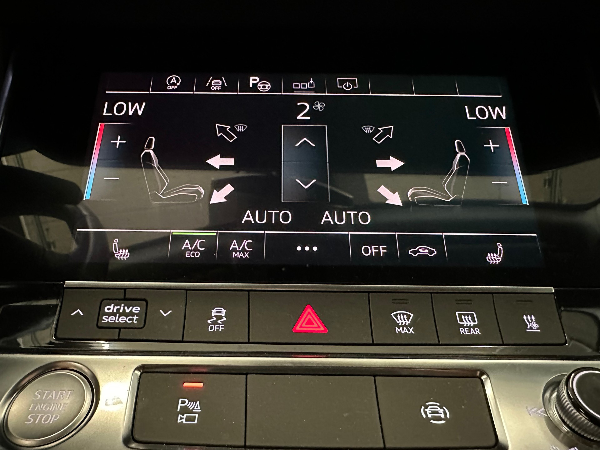 AUDI A6 Avant 45 TFSI Sport Attraction quattro S-tronic-image-28