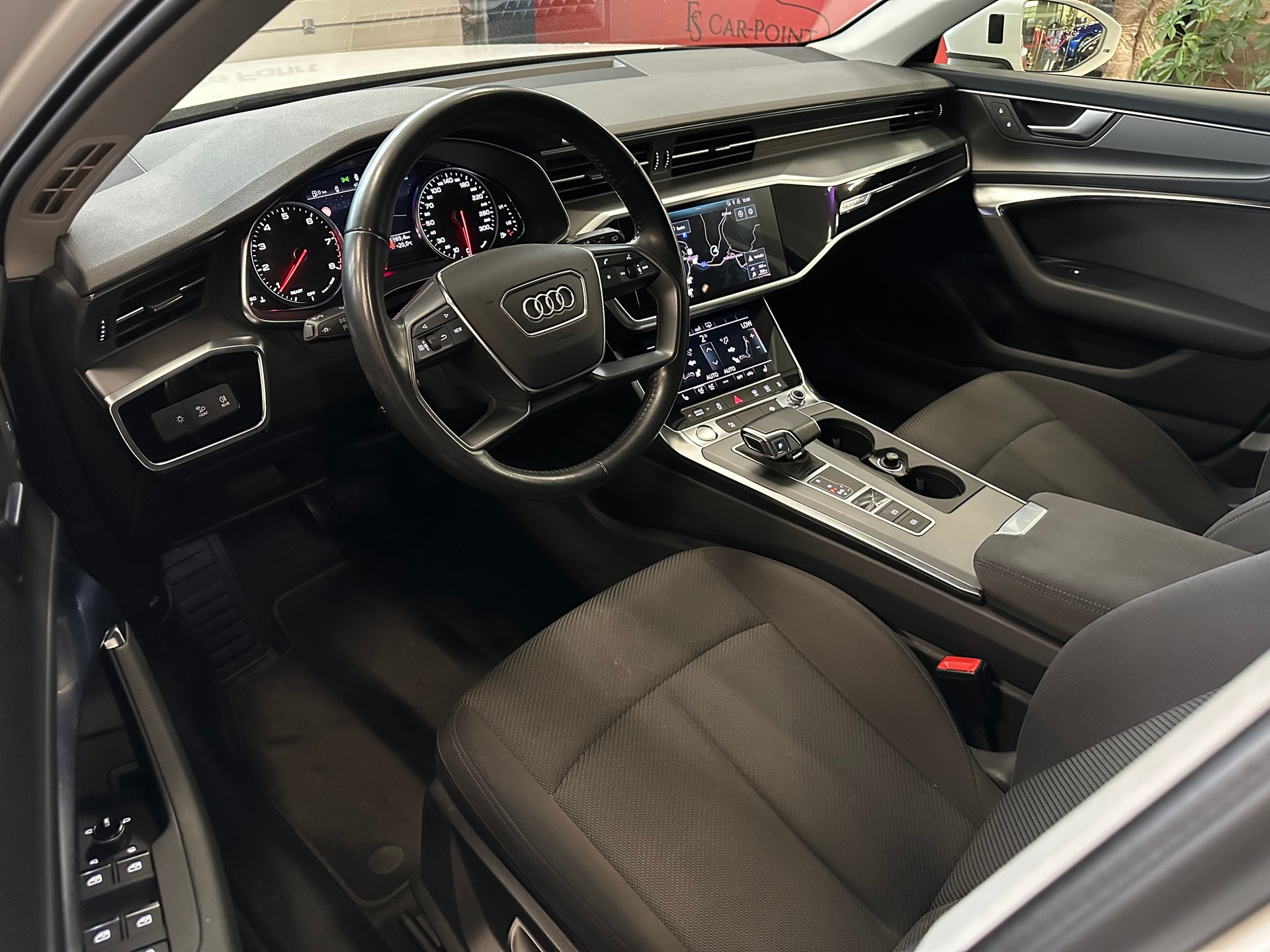 AUDI A6 Avant 45 TFSI Sport Attraction quattro S-tronic-image-16