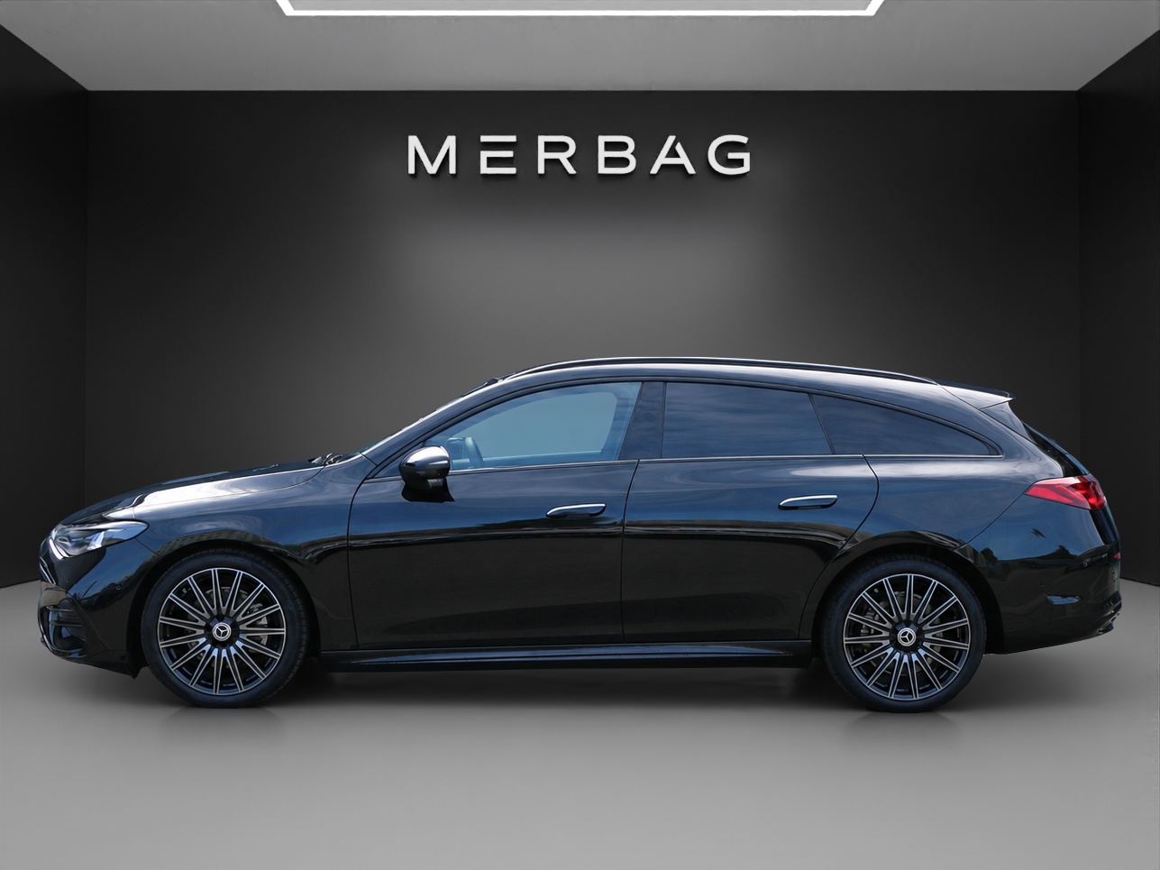 MERCEDES-BENZ CLA 350 4matic Shooting Brake with EQ-Technology-image-1