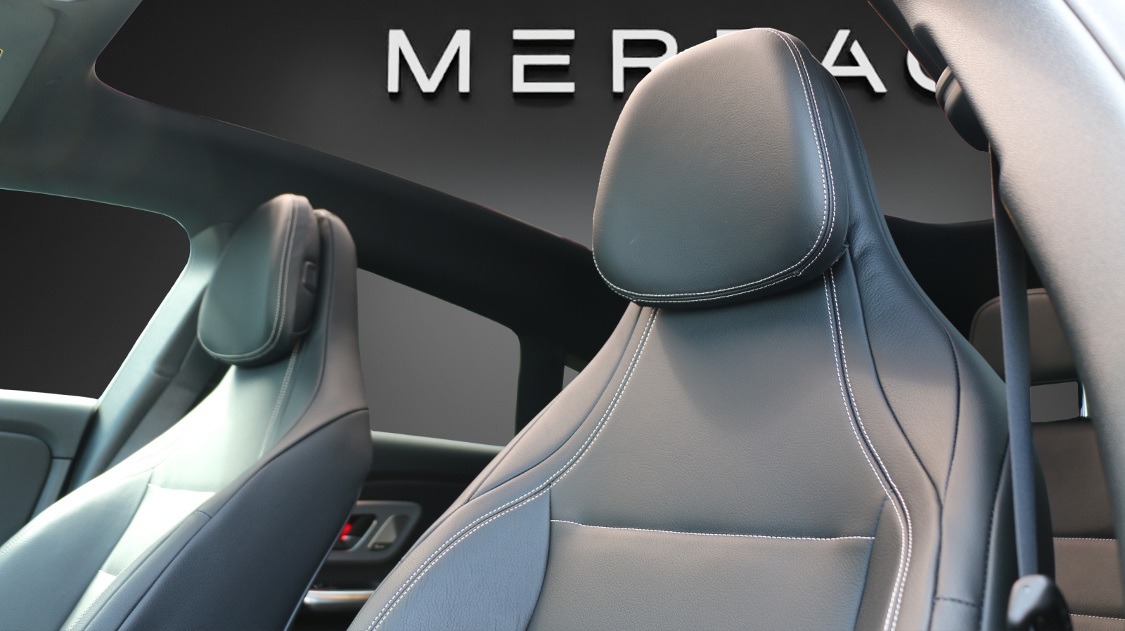 MERCEDES-BENZ CLA 350 4matic Shooting Brake with EQ-Technology-image-7