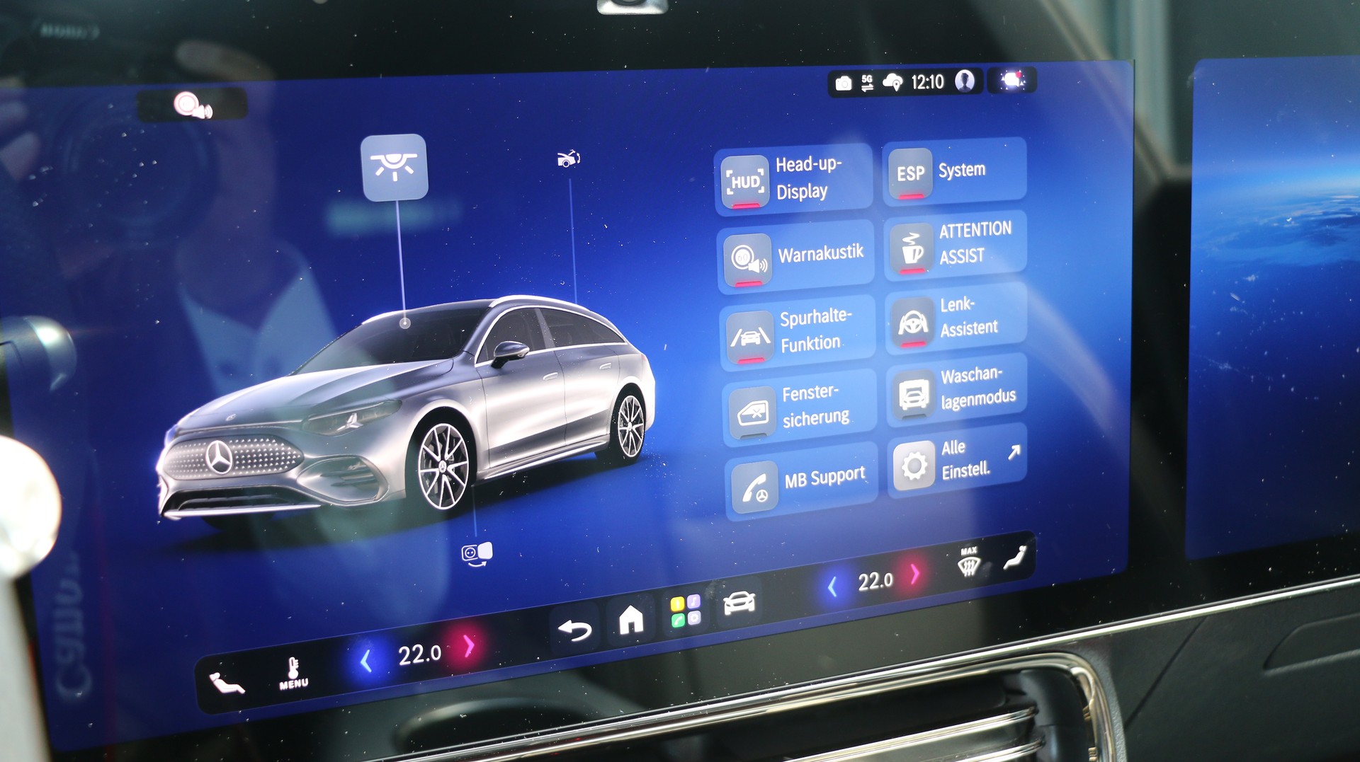 MERCEDES-BENZ CLA 350 4matic Shooting Brake with EQ-Technology-image-20