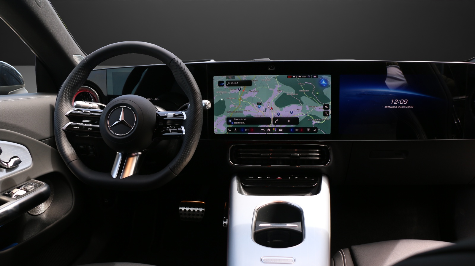 MERCEDES-BENZ CLA 350 4matic Shooting Brake with EQ-Technology-image-5