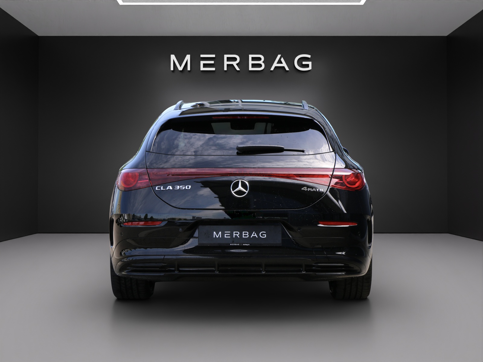 MERCEDES-BENZ CLA 350 4matic Shooting Brake with EQ-Technology-image-3