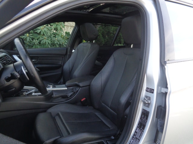BMW 335i xDrive Touring Sport Line Steptronic-image-4