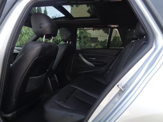 BMW 335i xDrive Touring Sport Line Steptronic-image-5