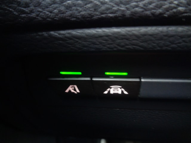 BMW 335i xDrive Touring Sport Line Steptronic-image-11