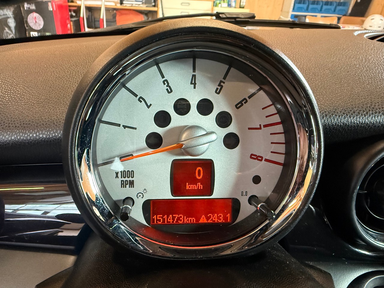 MINI Cooper S-image-10