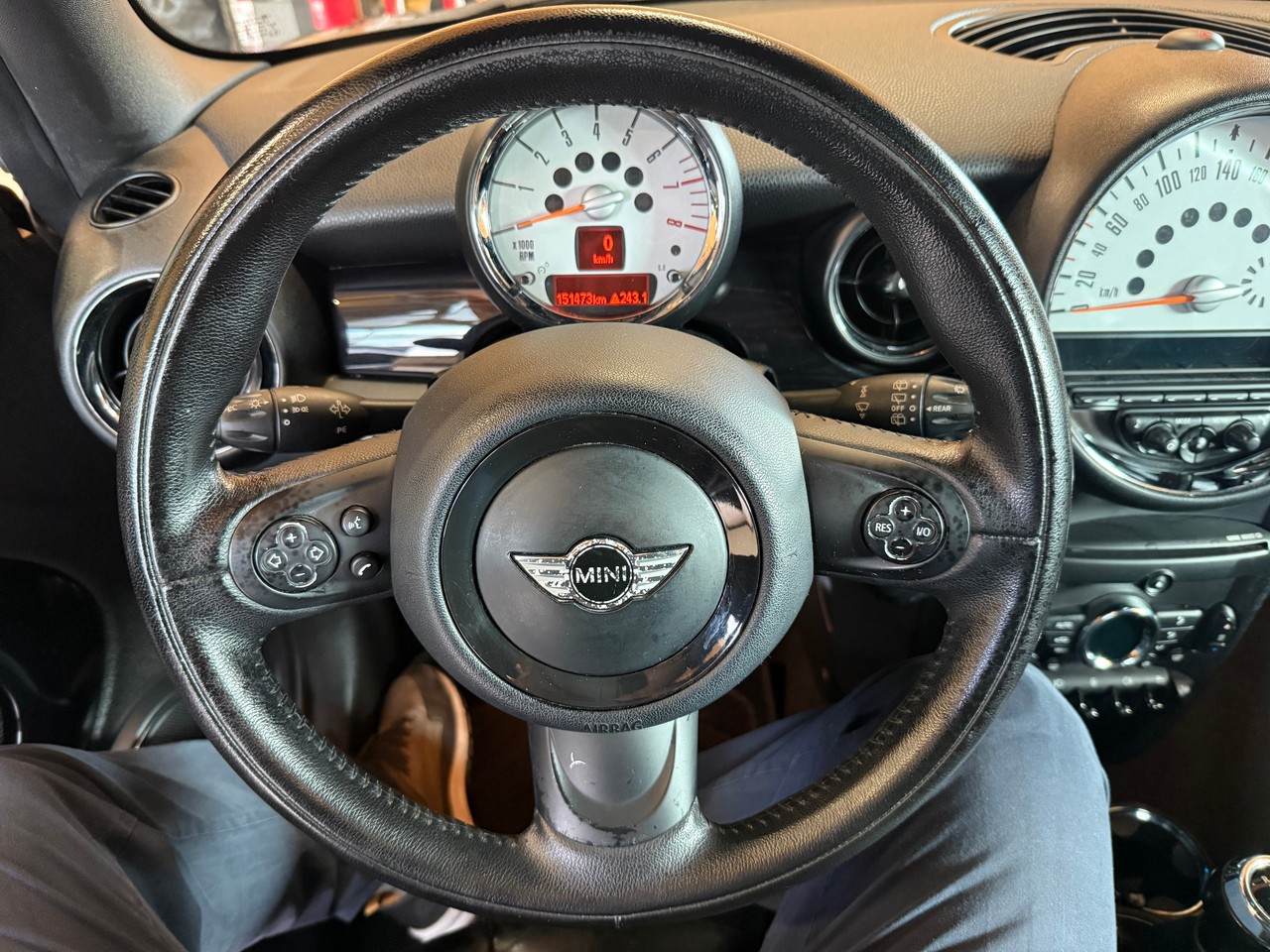 MINI Cooper S-image-9