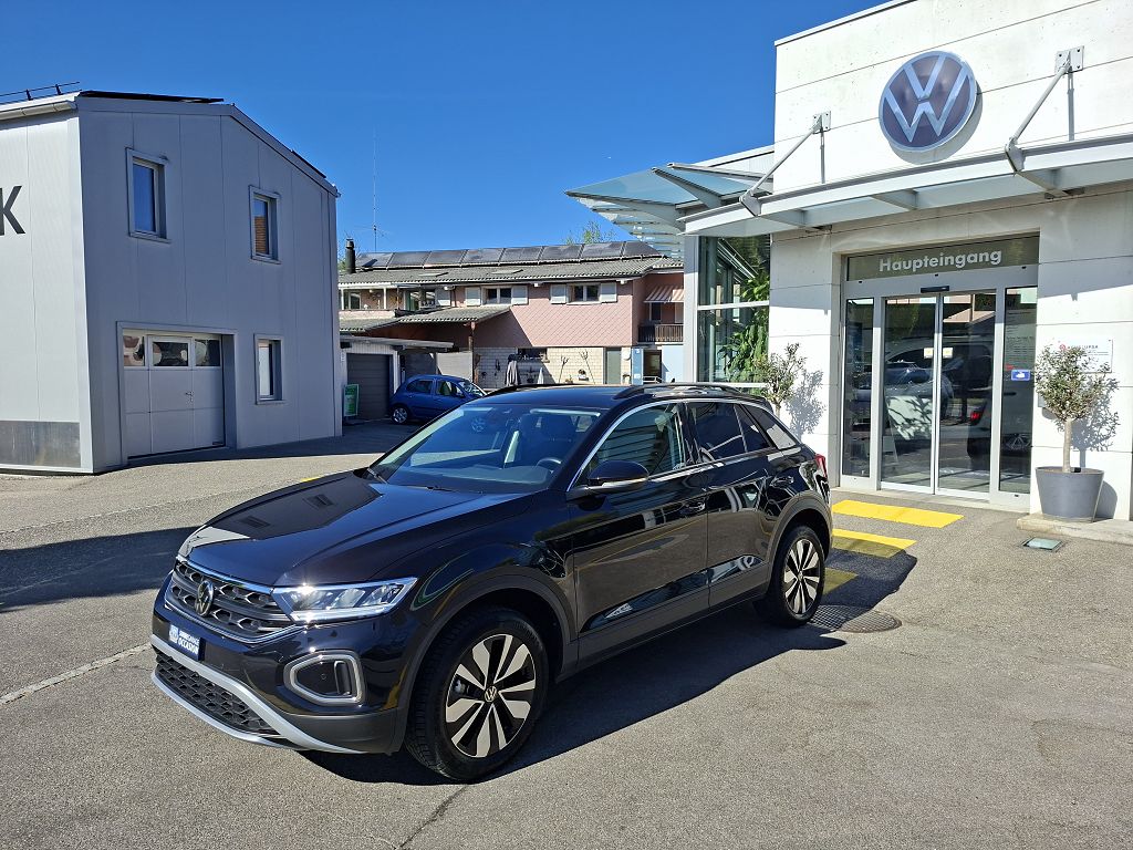VW T-Roc 1.5 TSI EVO Life United DSG-showroom-element-2