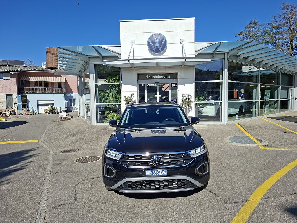 VW T-Roc 1.5 TSI EVO Life United DSG-showroom-element-1