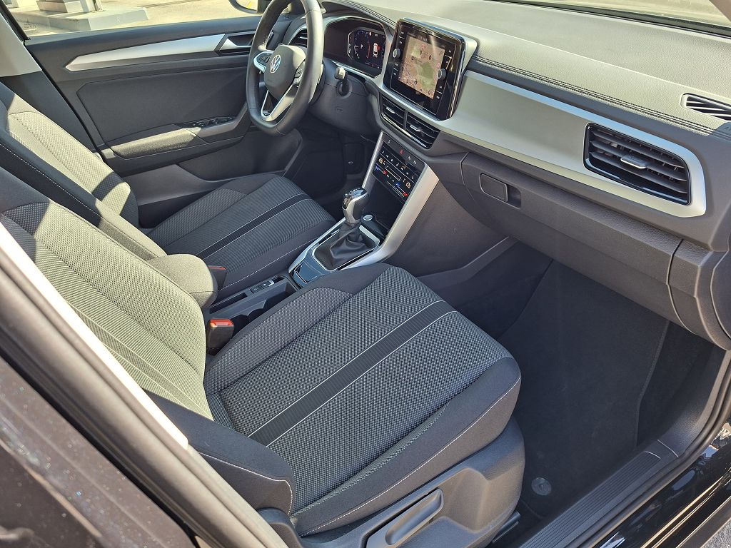 VW T-Roc 1.5 TSI EVO Life United DSG-image-8