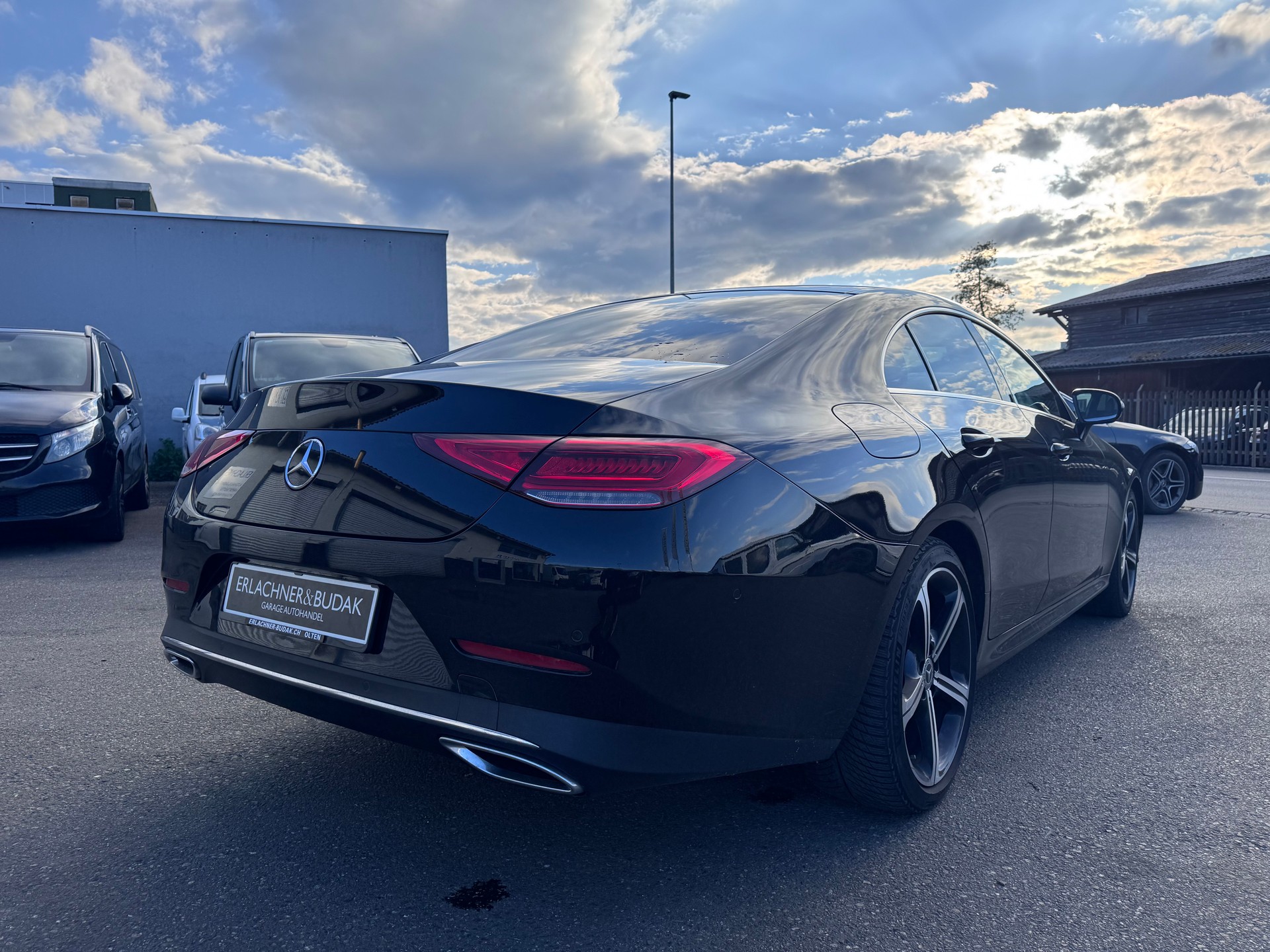 MERCEDES-BENZ CLS 300 d 4Matic Avantgarde 9G-Tronic-image-4