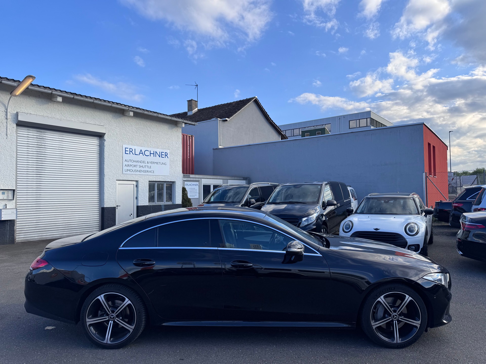 MERCEDES-BENZ CLS 300 d 4Matic Avantgarde 9G-Tronic-image-5