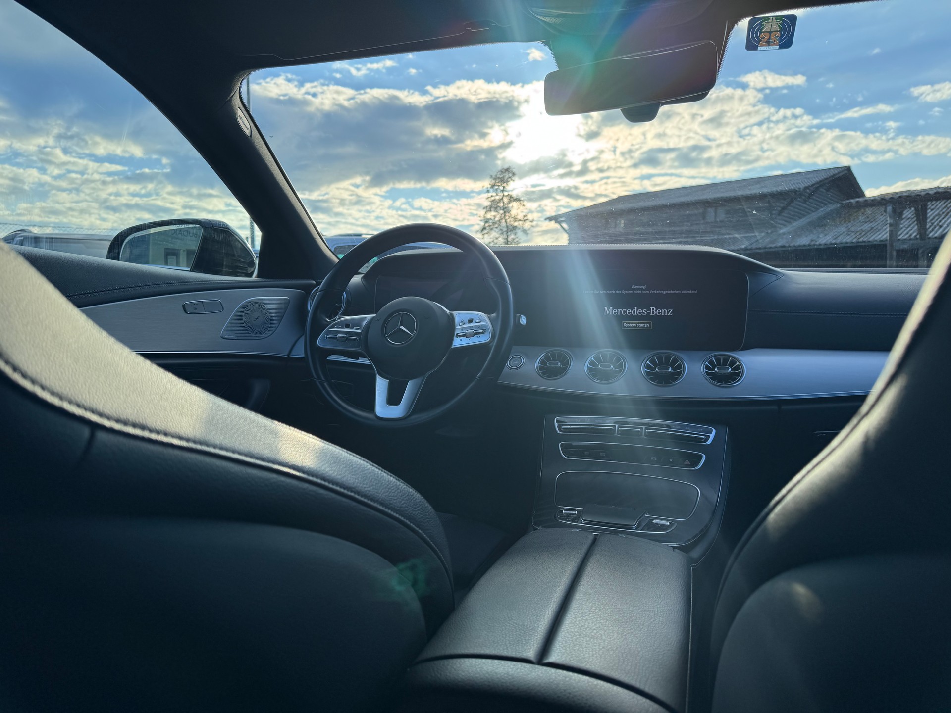 MERCEDES-BENZ CLS 300 d 4Matic Avantgarde 9G-Tronic-image-10