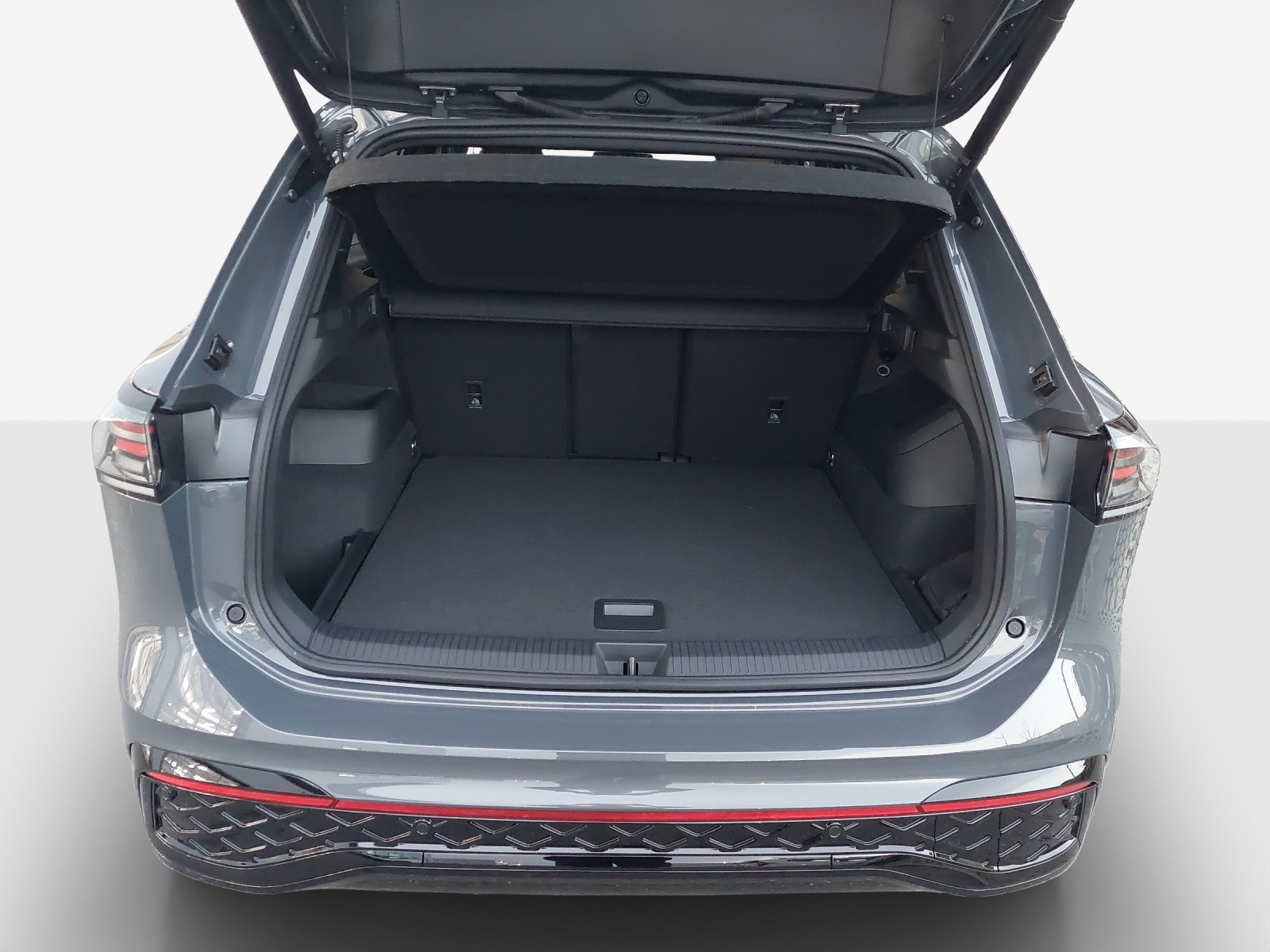 VW Tiguan 2.0 TSI DSG R-Line 4Motion-image-12