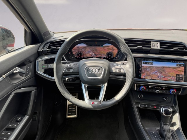 AUDI Q3 Sportback 45 TFSI S line quattro S-tronic-image-12