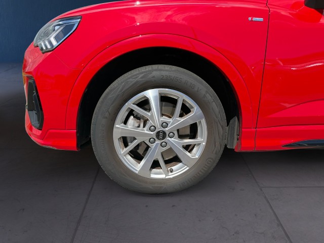 AUDI Q3 Sportback 45 TFSI S line quattro S-tronic-image-8