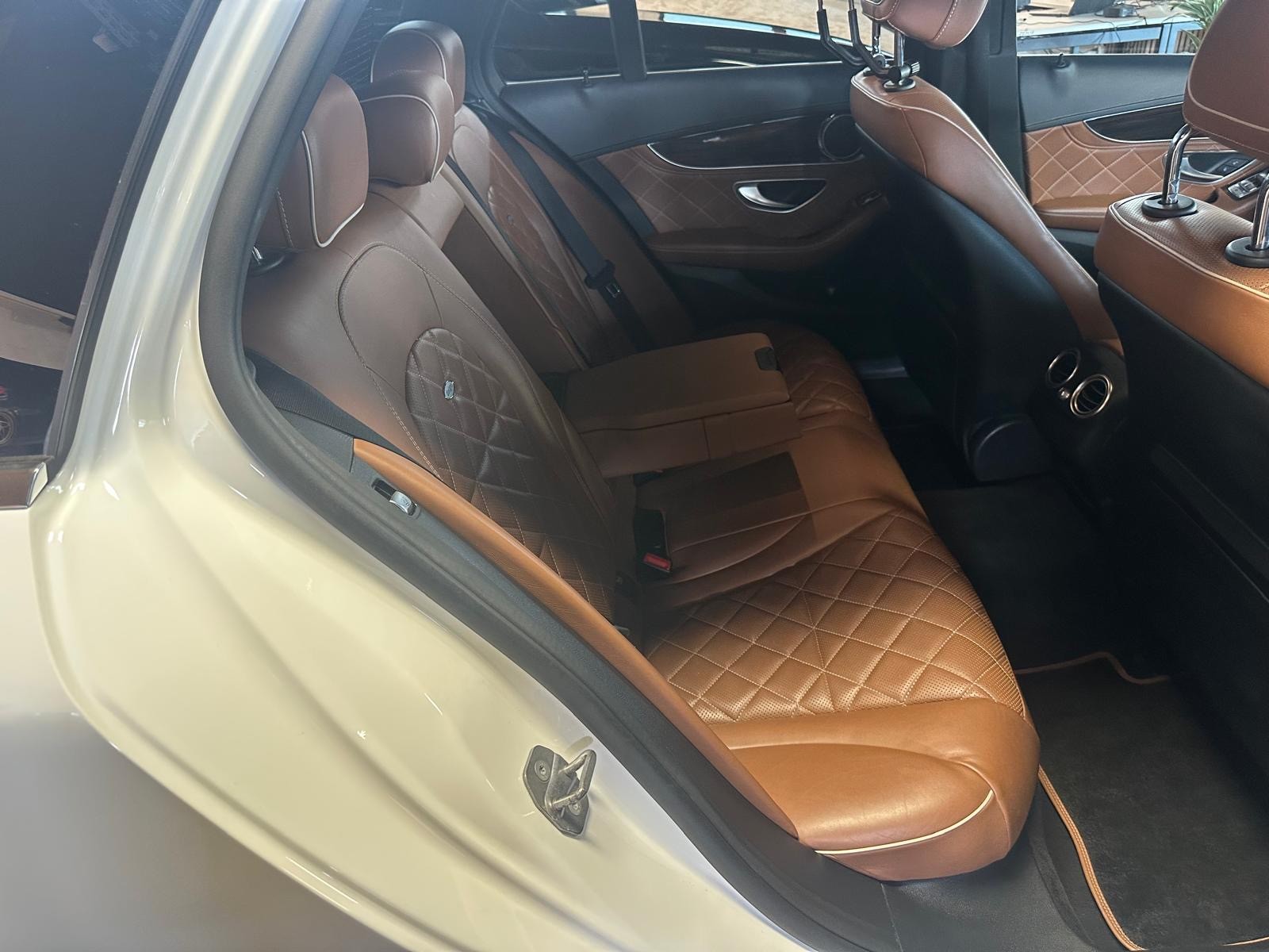 MERCEDES-BENZ C 250 d 4Matic 9G-Tronic-image-8