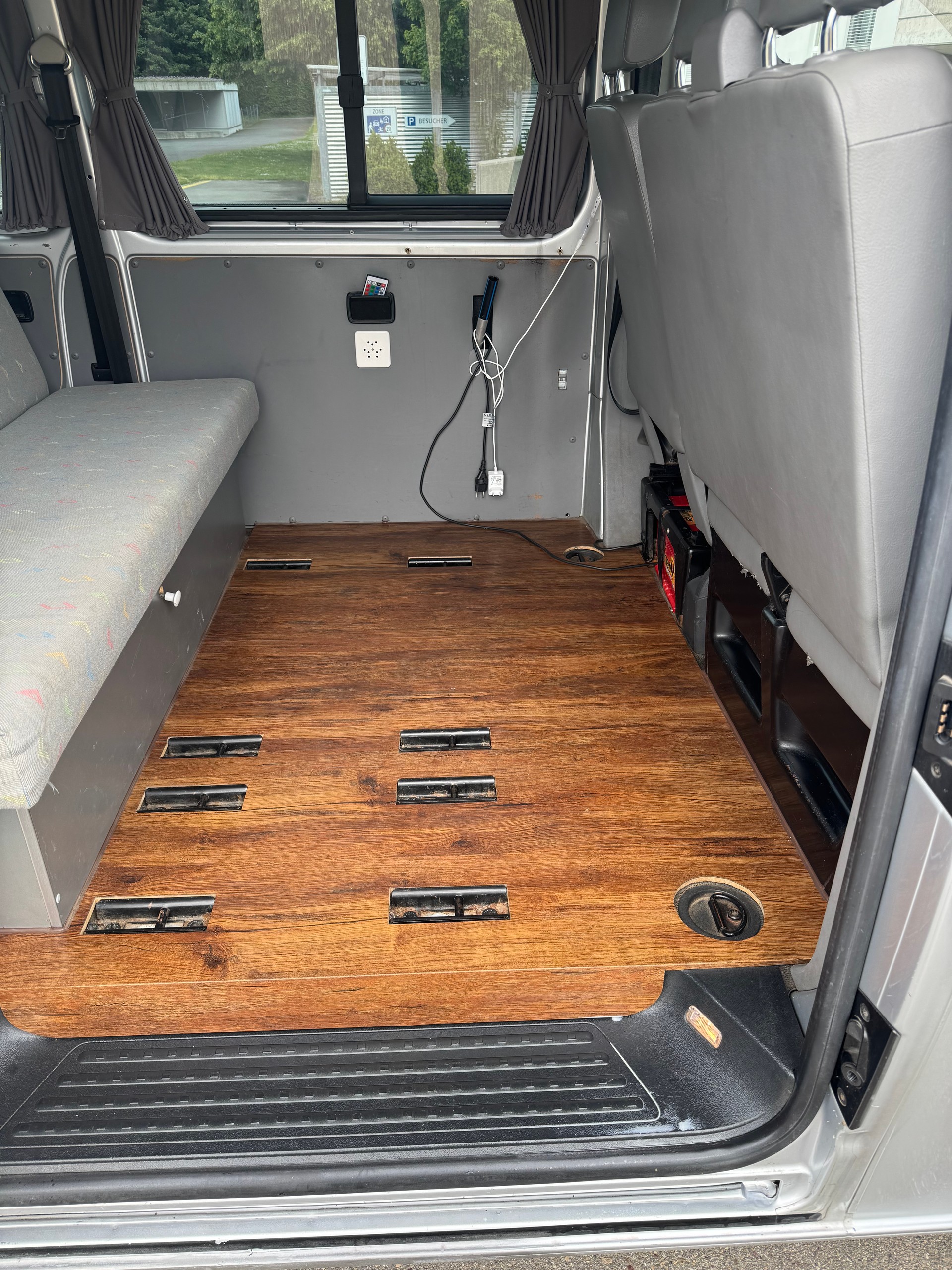 VW T5 Caravelle Trend 1.9 TDI PD-image-13