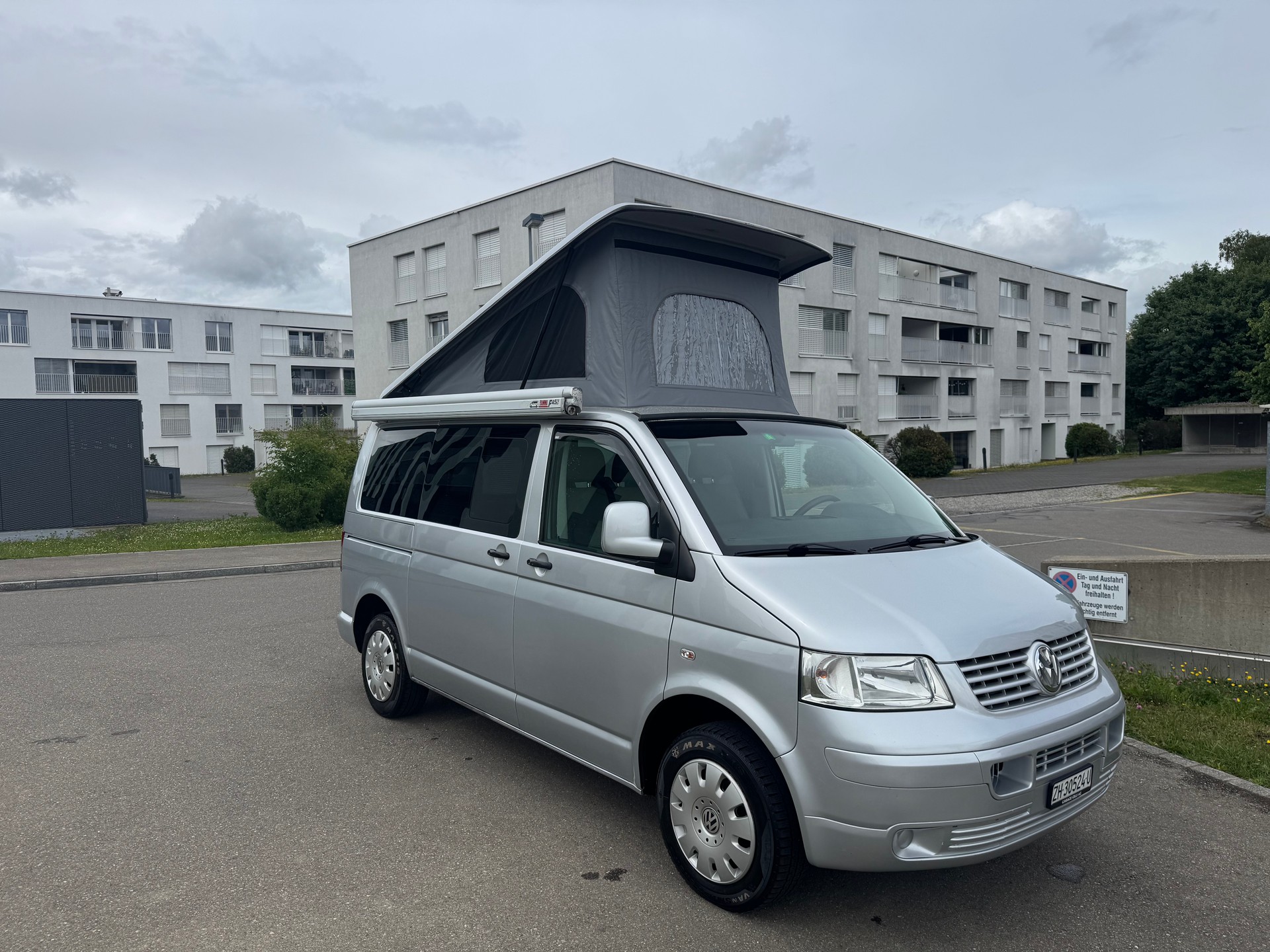VW T5 Caravelle Trend 1.9 TDI PD-image-4