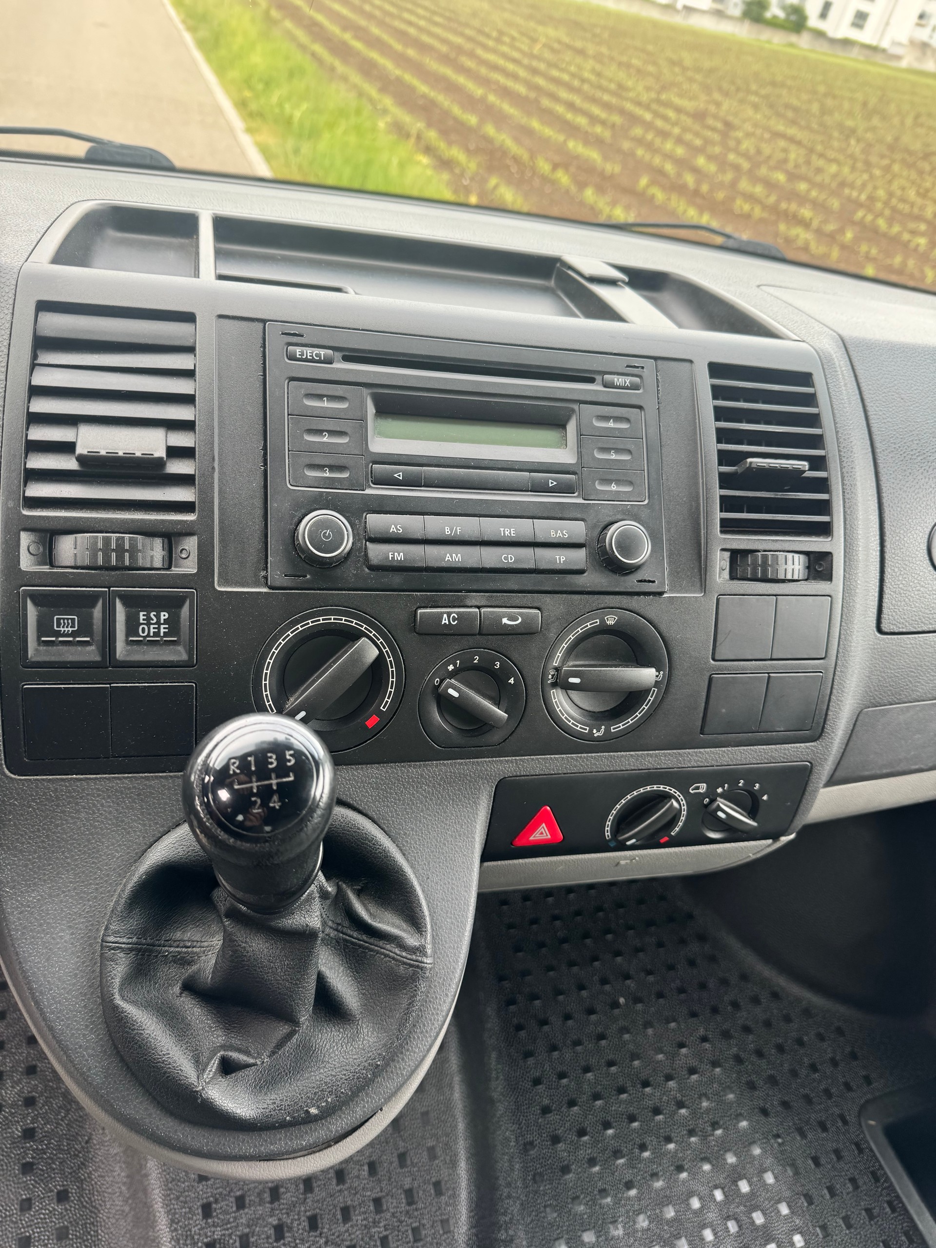 VW T5 Caravelle Trend 1.9 TDI PD-image-14