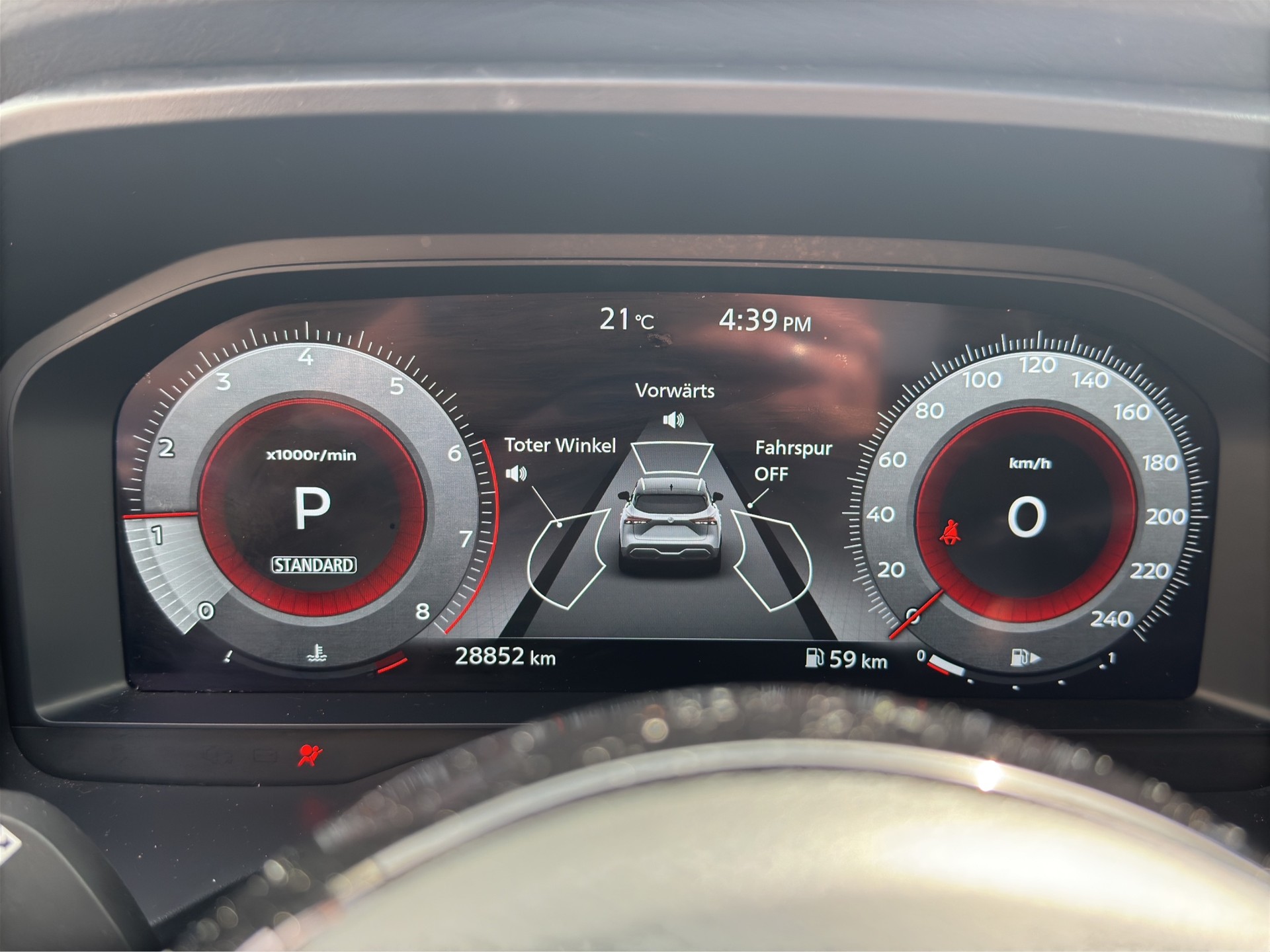 NISSAN Qashqai 1.3 DIG-T MHEV N-Connecta Xtronic-image-10