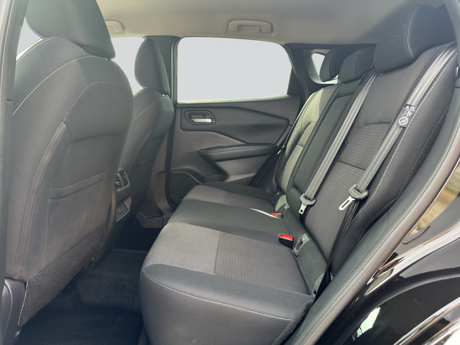 NISSAN Qashqai 1.3 DIG-T MHEV N-Connecta Xtronic-image-7