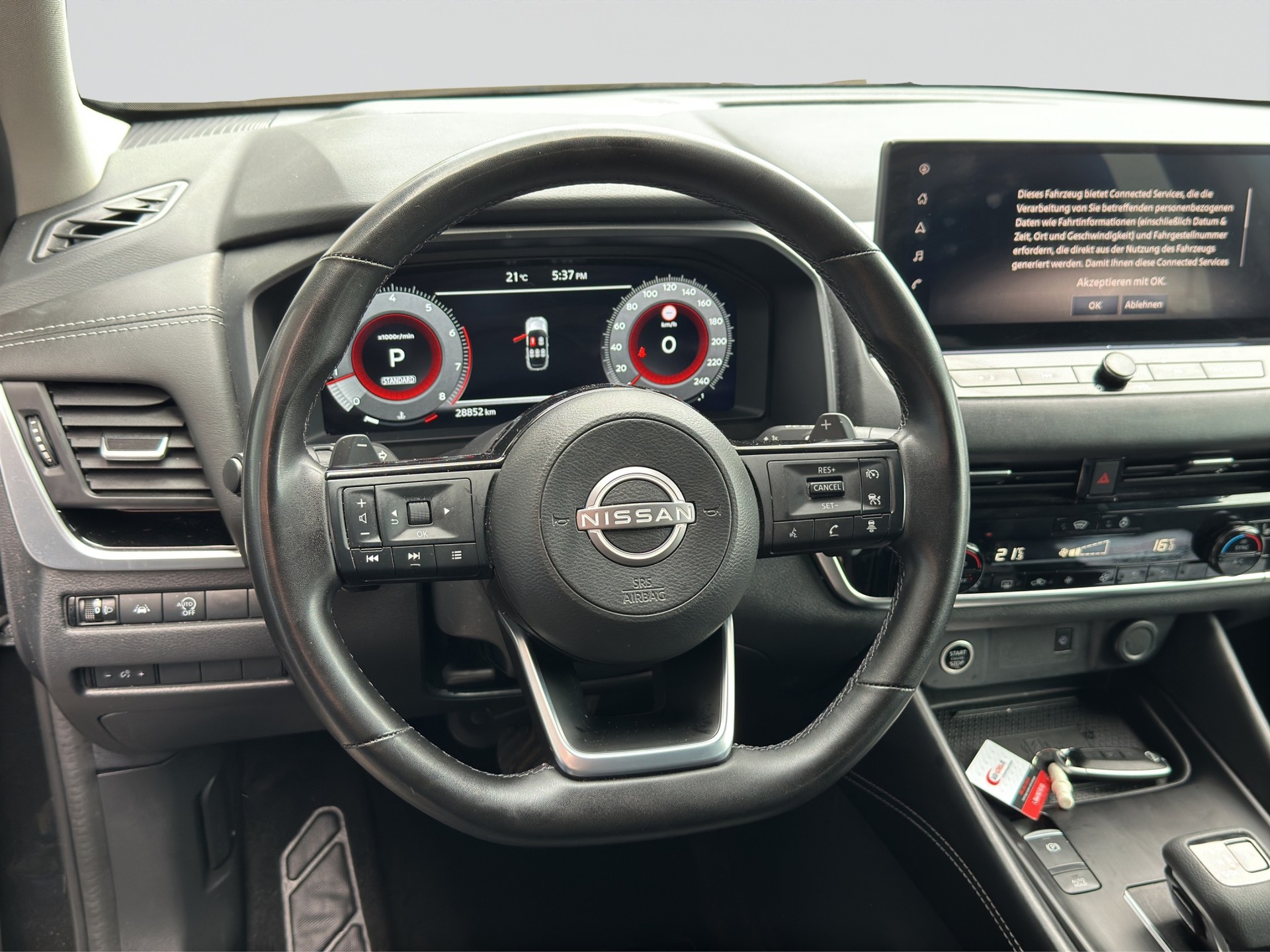 NISSAN Qashqai 1.3 DIG-T MHEV N-Connecta Xtronic-image-9