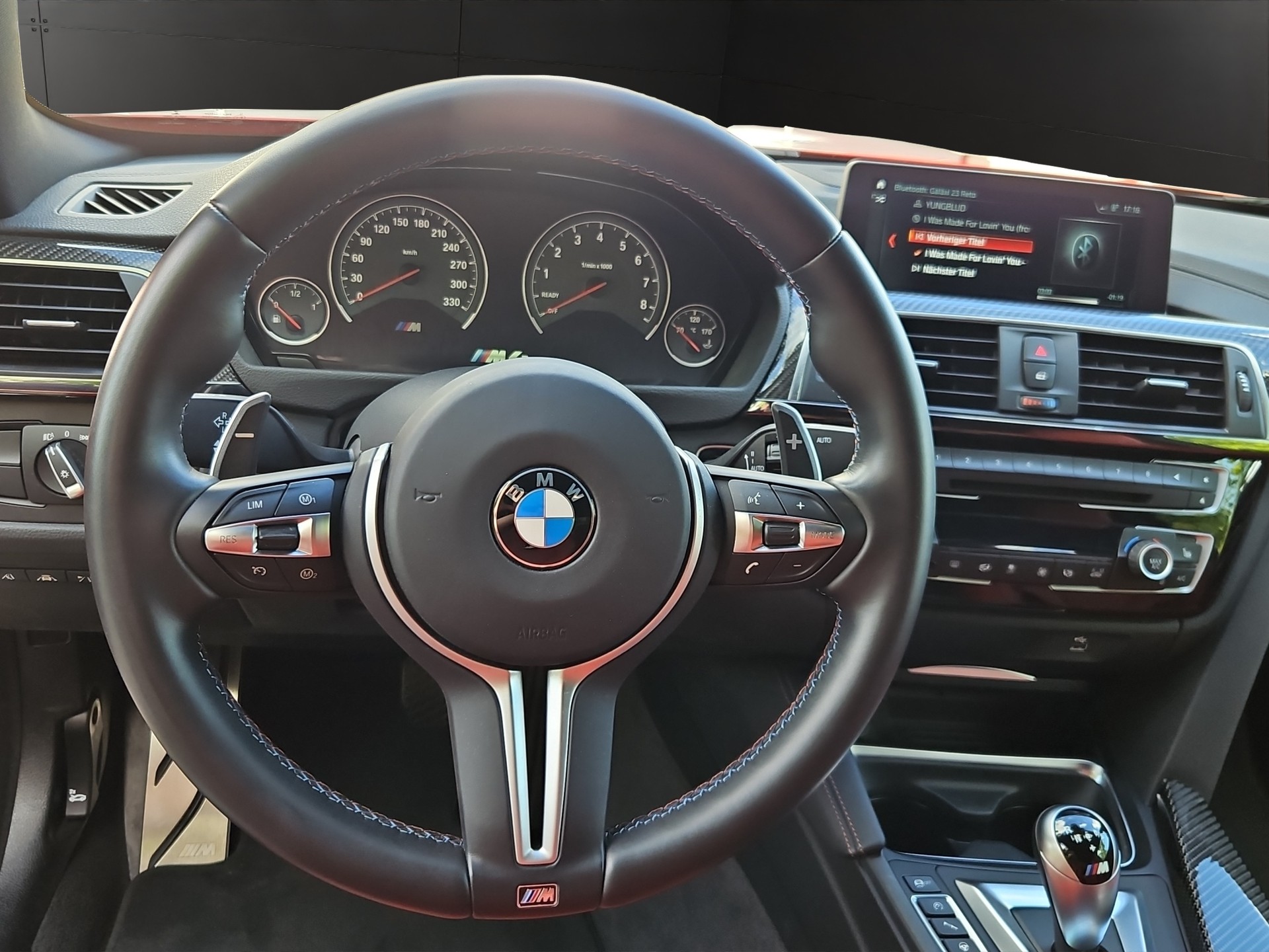 BMW M4 Coupé Competition DKG-image-5