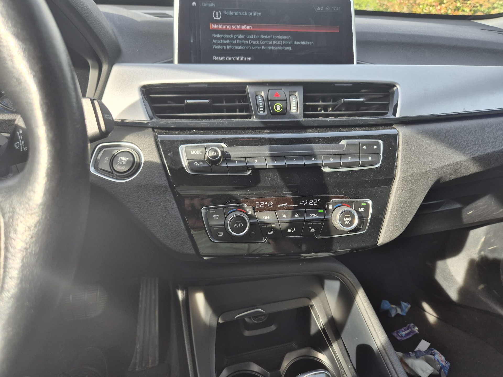 BMW X1 xDrive 18d Sport Line Steptronic-image-6