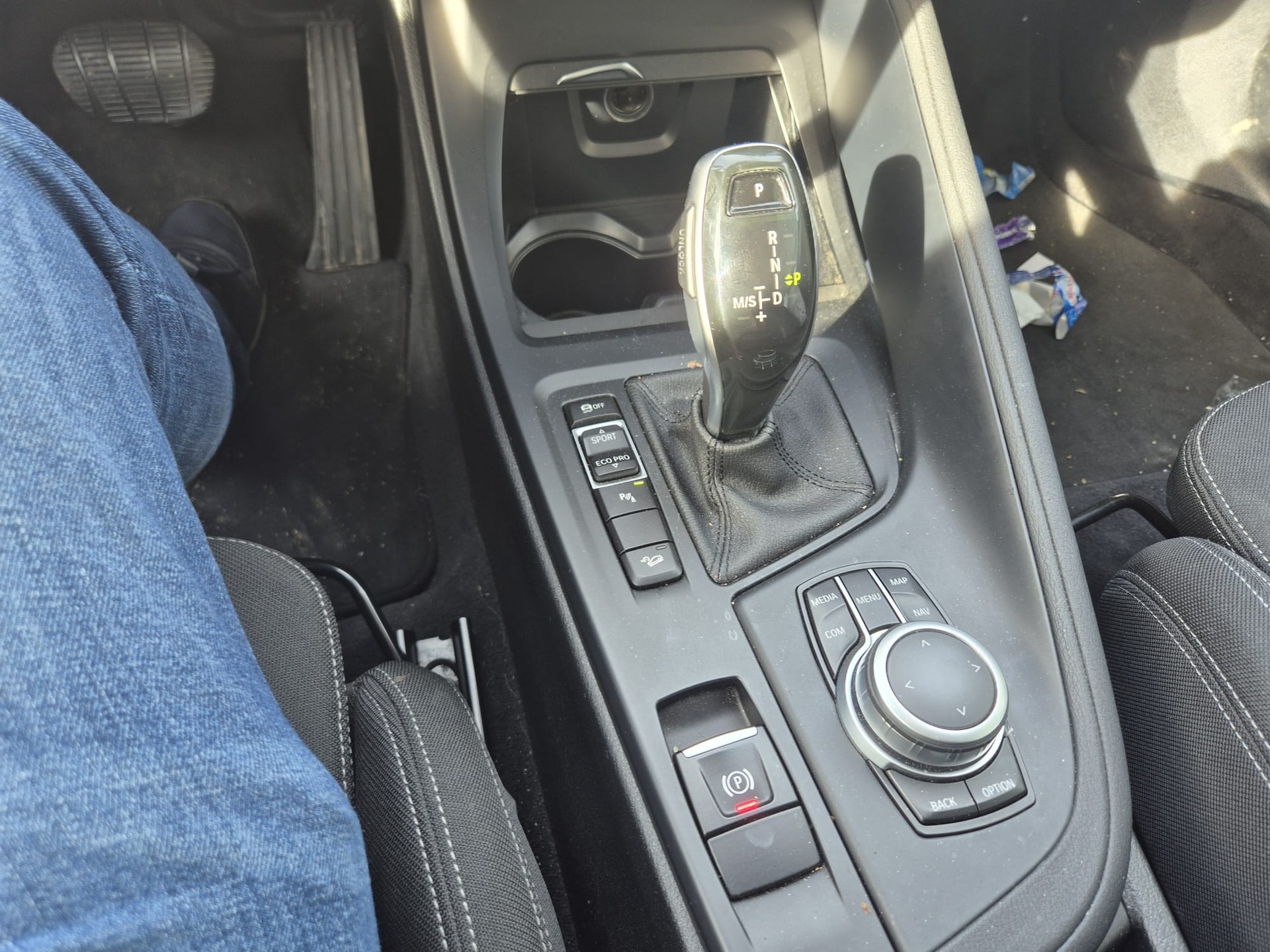 BMW X1 xDrive 18d Sport Line Steptronic-image-8