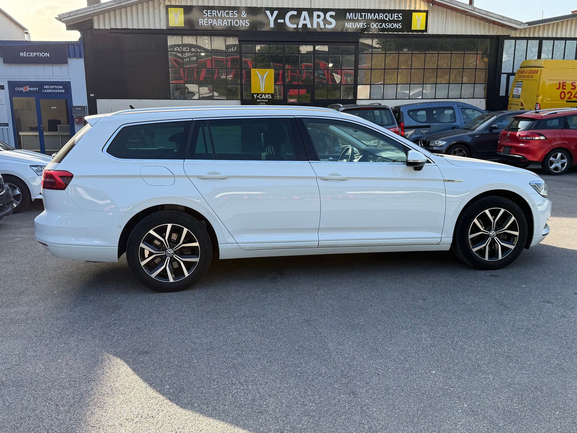 VW Passat Variant 1.4 TSI ACT BMT Family 4Motion-image-2