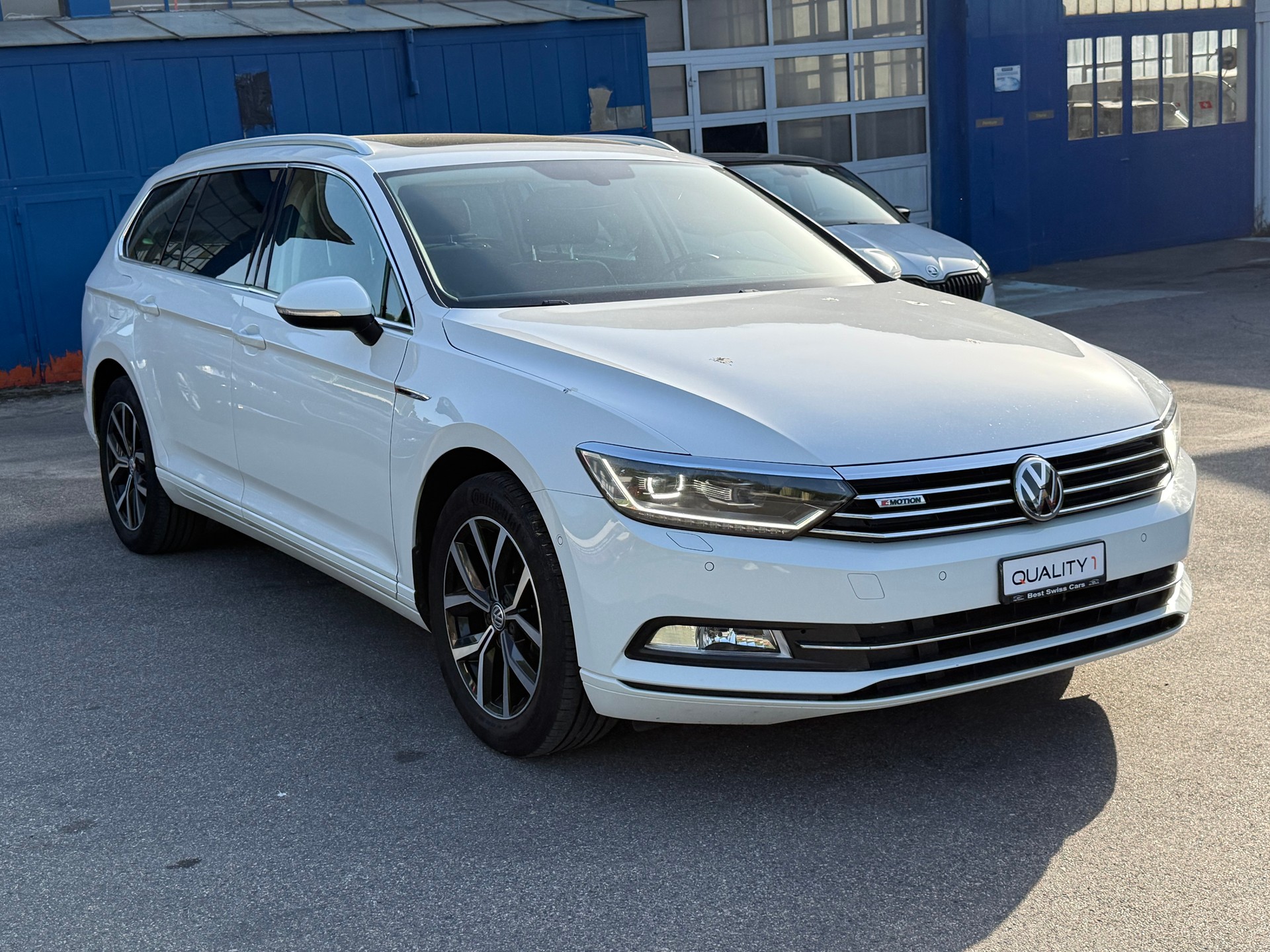 VW Passat Variant 1.4 TSI ACT BMT Family 4Motion-image-1
