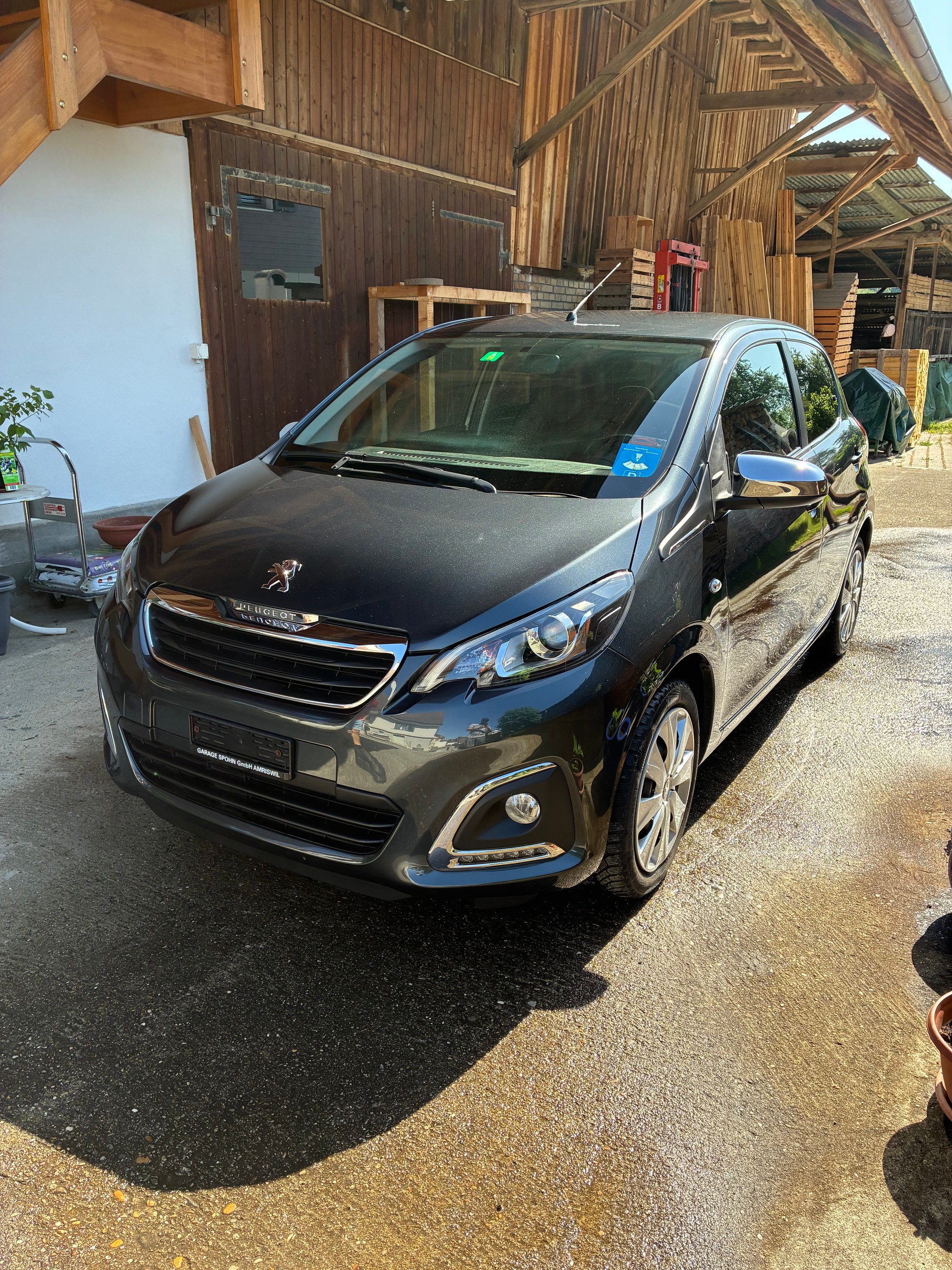 PEUGEOT 108 1.0 VTi GT Line