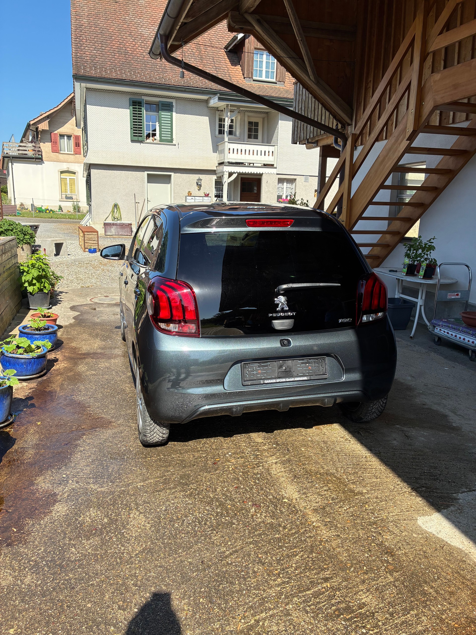 PEUGEOT 108 1.0 VTi GT Line-image-3