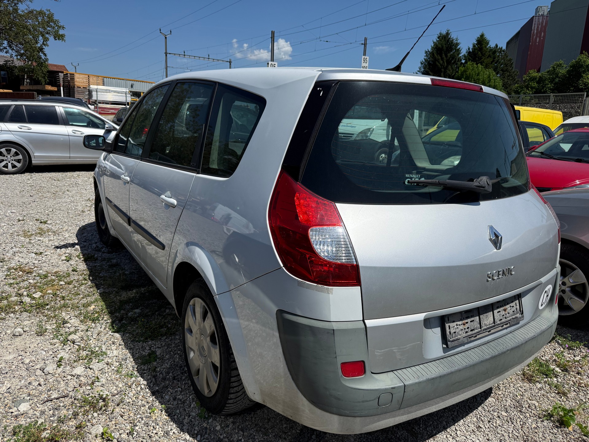 RENAULT Grand Scénic 1.5 dCi Dynamique-image-9