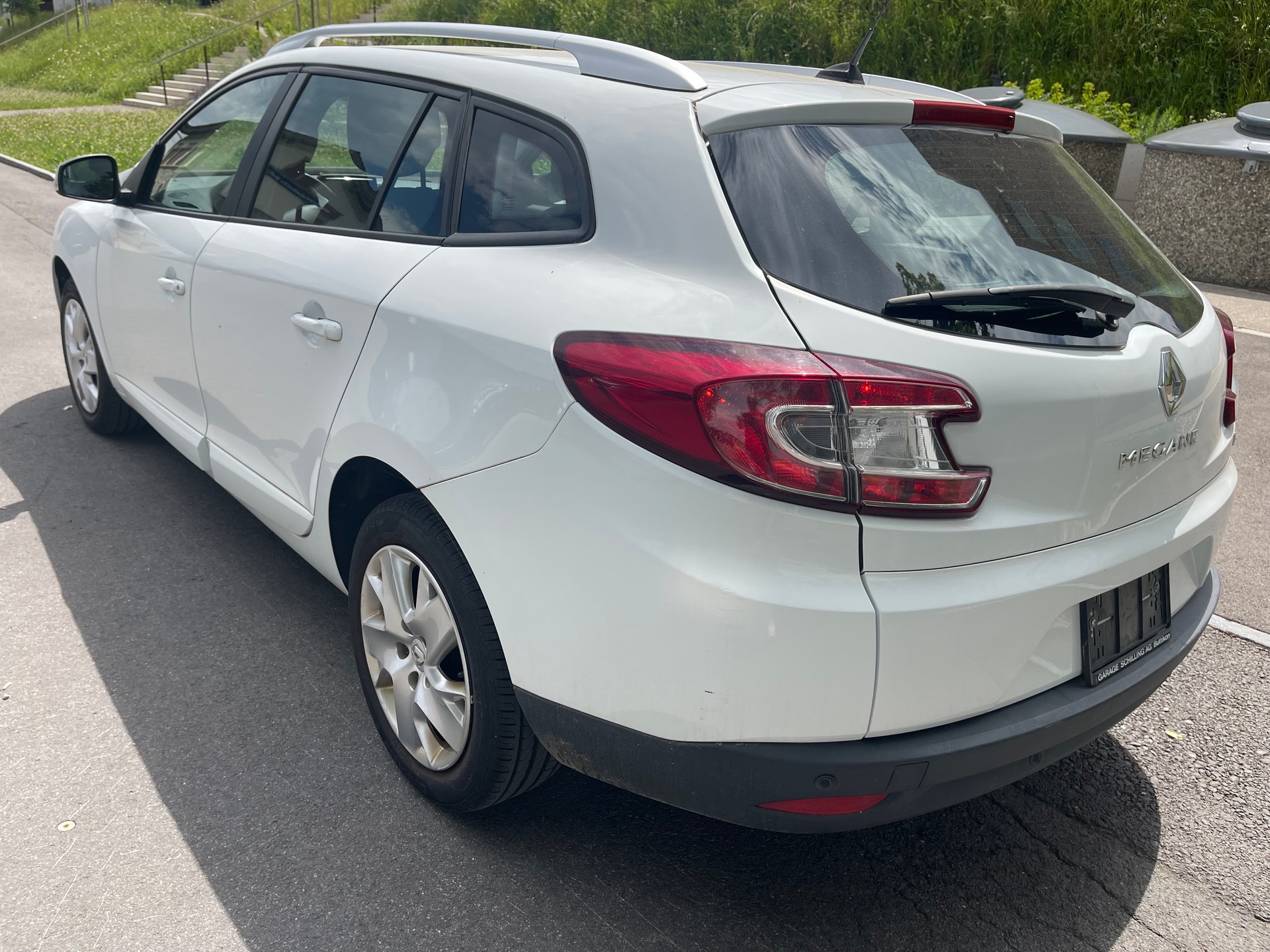 RENAULT Mégane Grandtour 1.2 16V Turbo Dynamique-image-2