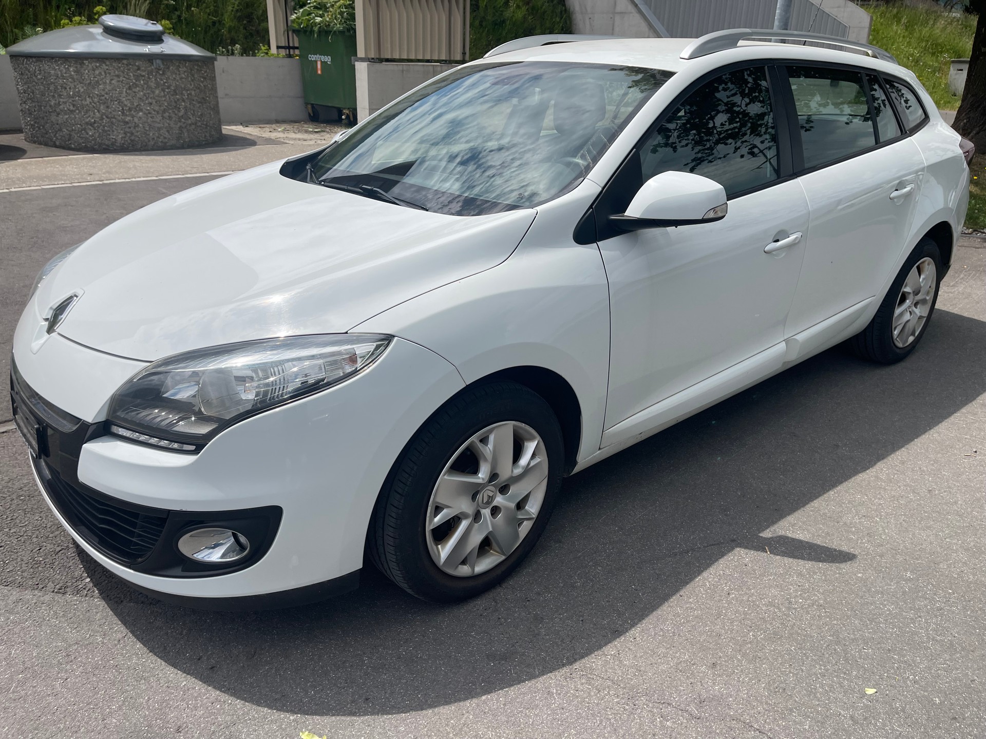 RENAULT Mégane Grandtour 1.2 16V Turbo Dynamique-image-3
