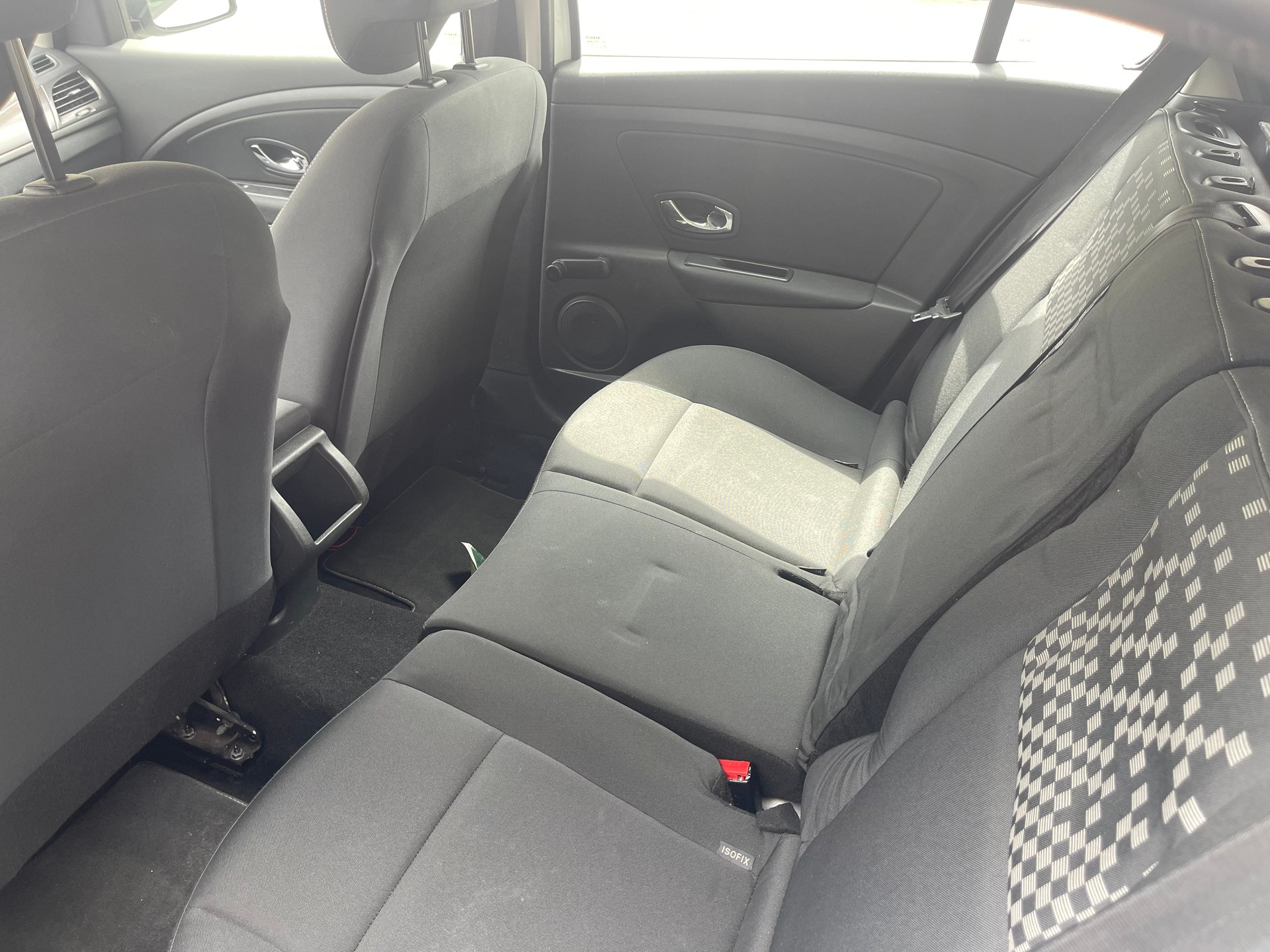 RENAULT Mégane Grandtour 1.2 16V Turbo Dynamique-image-11