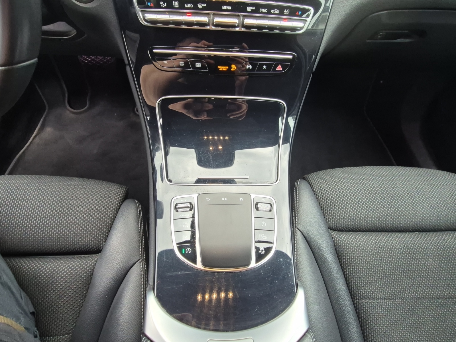MERCEDES-BENZ GLC 200 4M Night Star-image-12