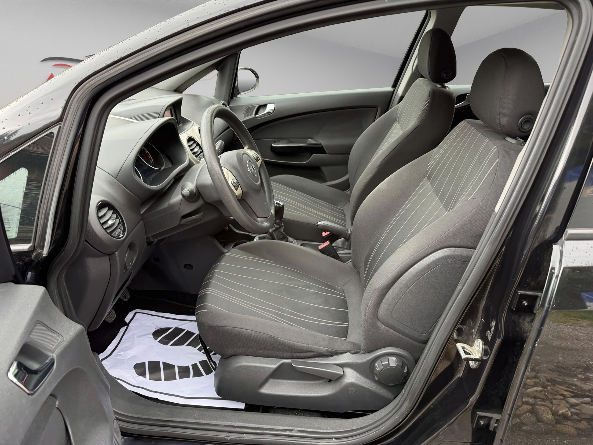OPEL Corsa 1.4 TP Enjoy-image-11
