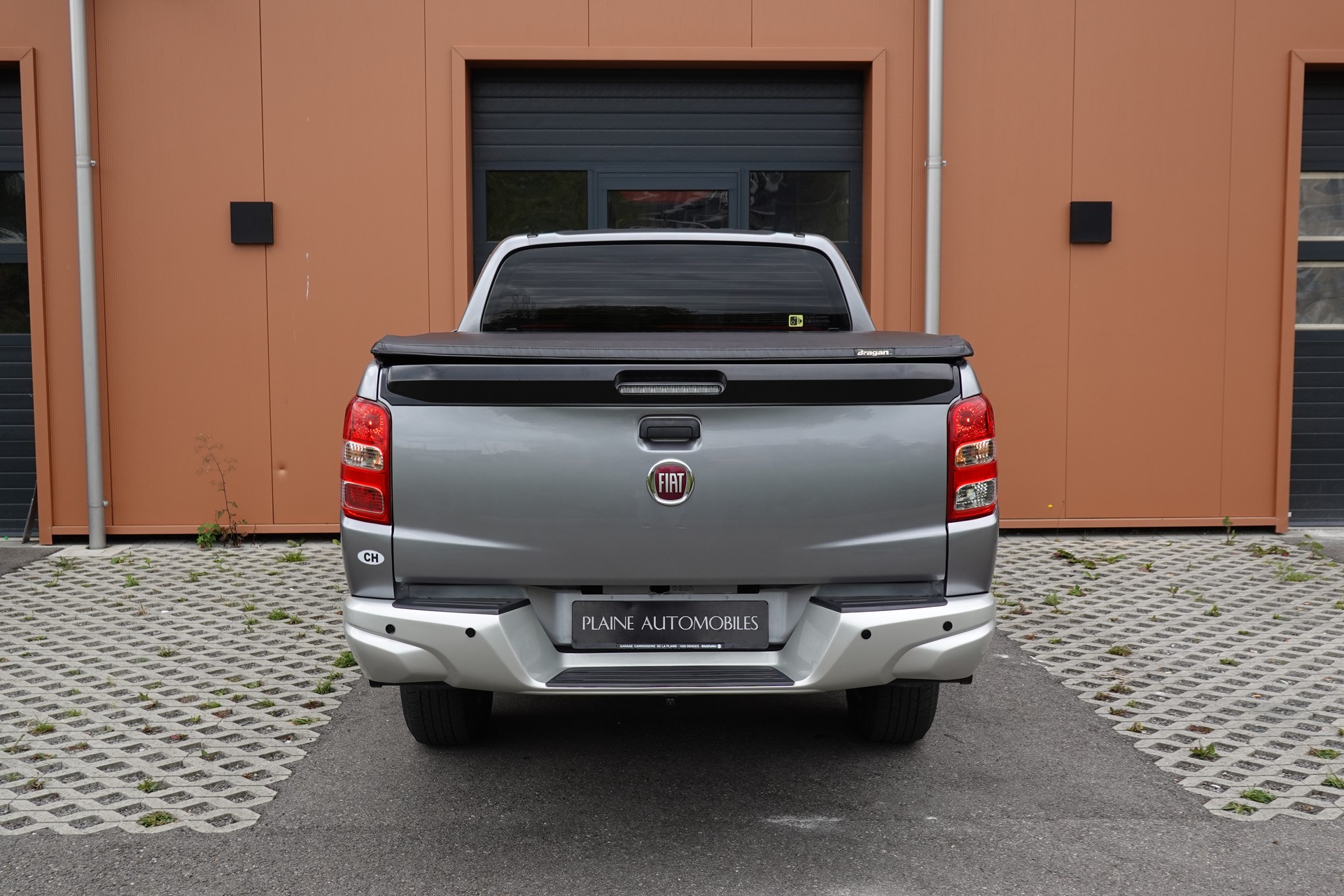 FIAT Fullback SX 2.4 MJ DC Primo 4WD "*Tempomat * GPS * Caméra de Recul * Camera 360 * Hauteur de caisse augmentée * 8 Roues *"-image-8