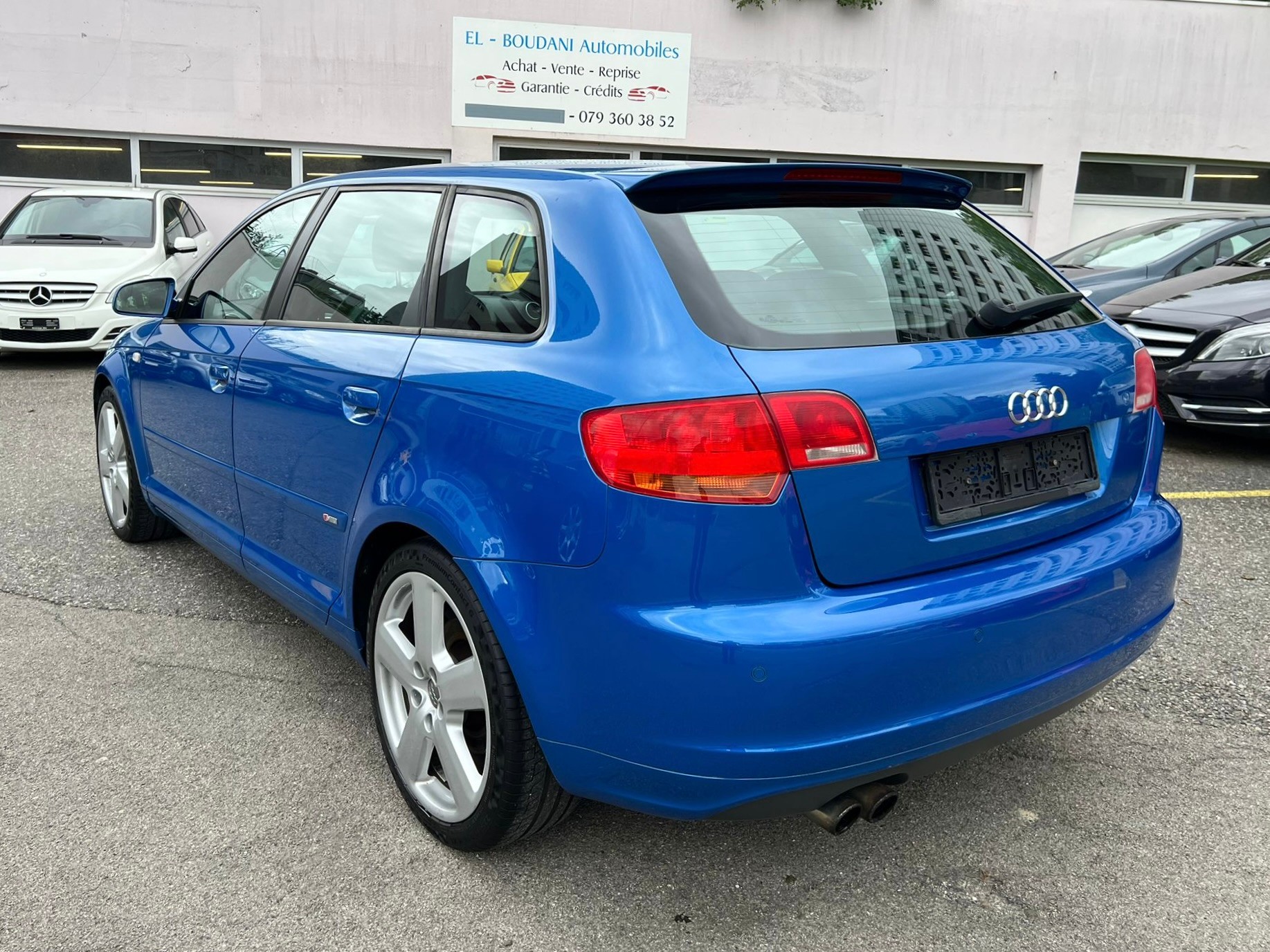 AUDI A3 Sportback 2.0 Turbo FSI Ambiente-image-3