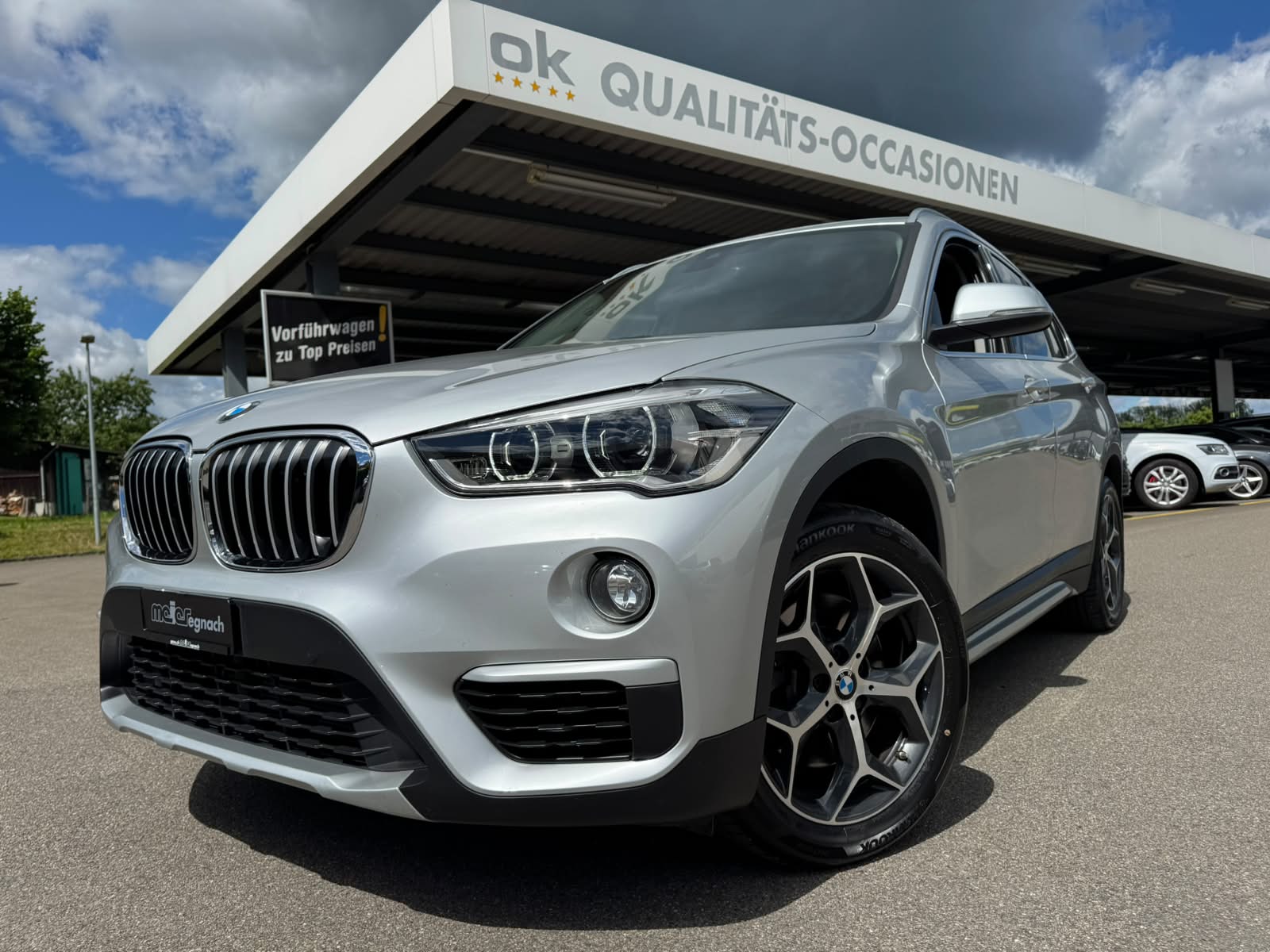 BMW X1 xDrive 20i xLine Steptronic-image-0