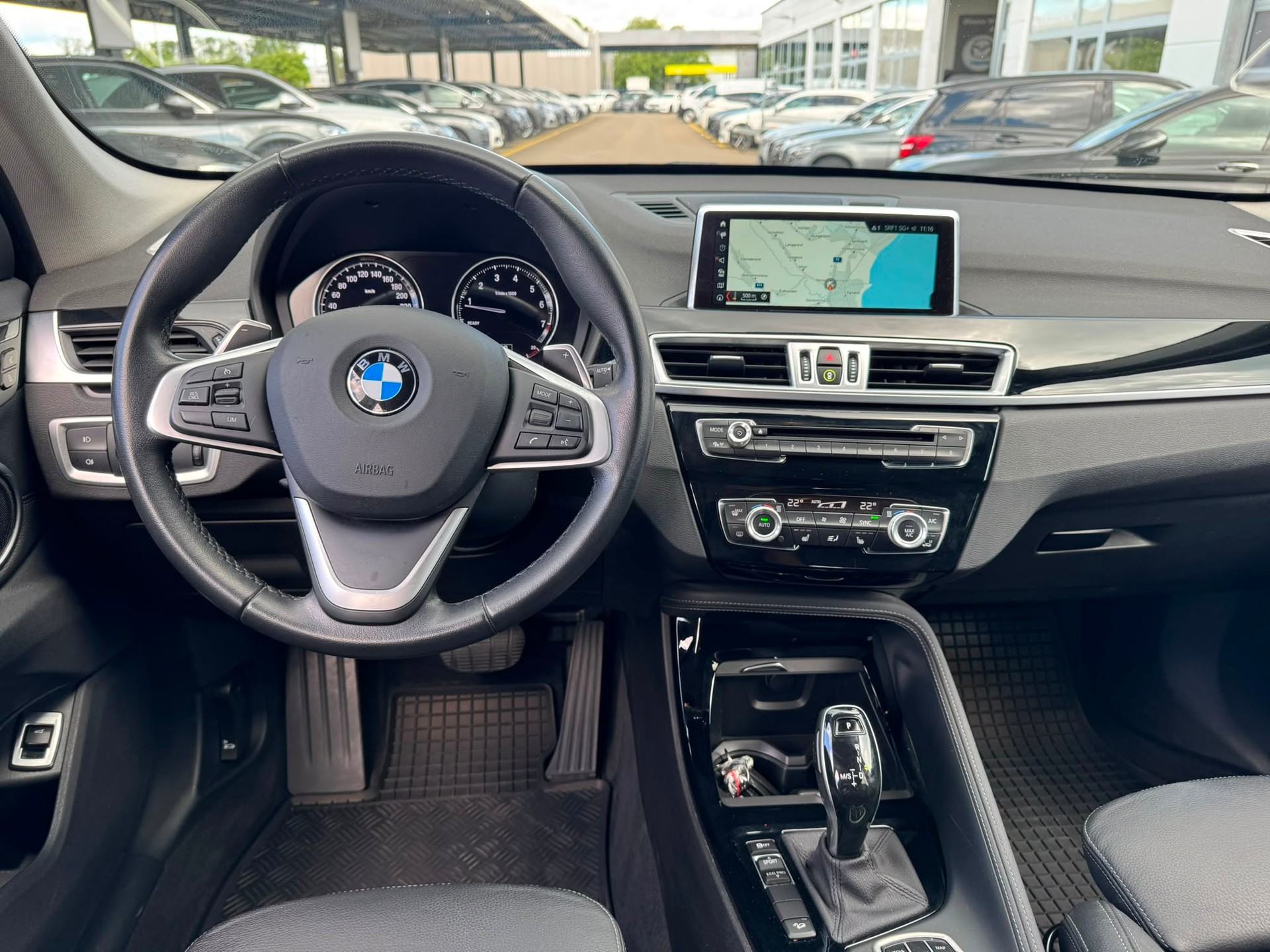 BMW X1 xDrive 20i xLine Steptronic-image-9