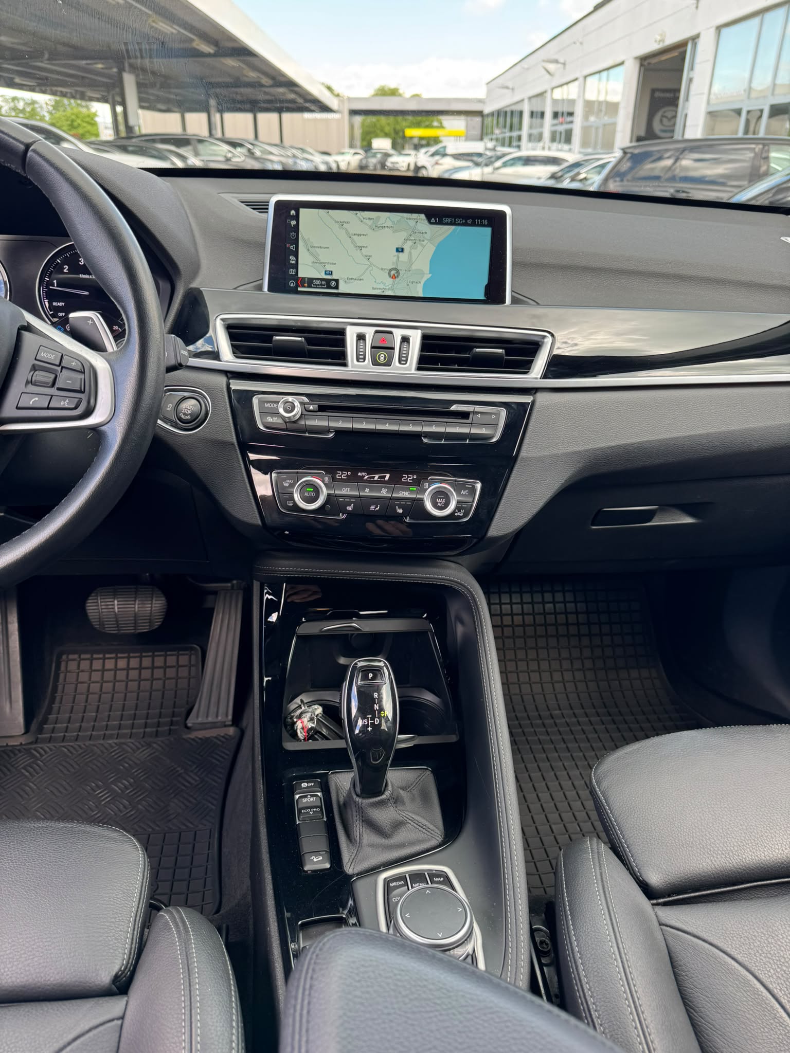 BMW X1 xDrive 20i xLine Steptronic-image-10