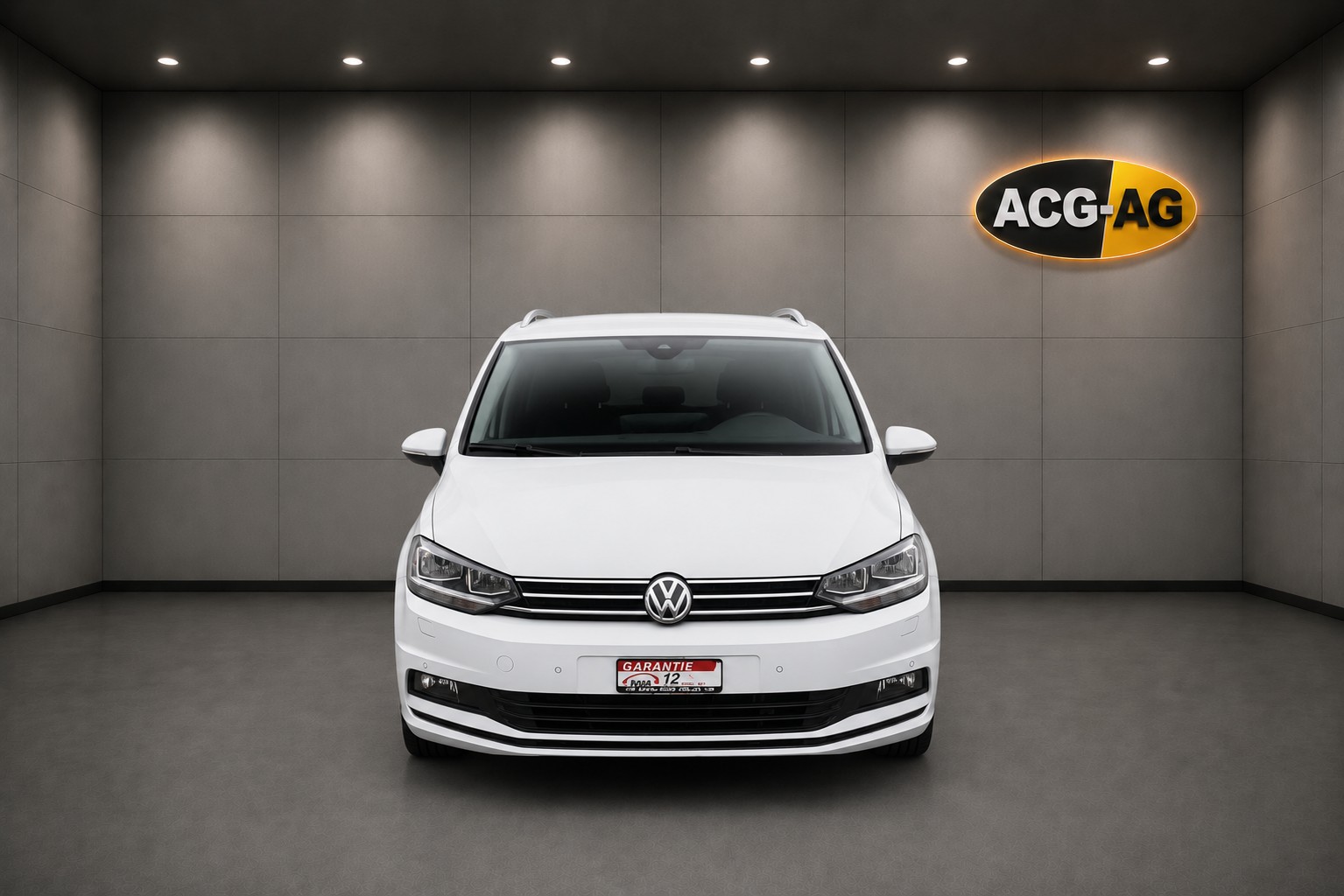 VW Touran 1.5 TSI EVO Comfortline DSG ** 7-Plätzer ** Gr-Navi ** RF-Kamera ** Abstandsregelsysteme ** Totwinkel-Assistent ** Ab MFK-image-1